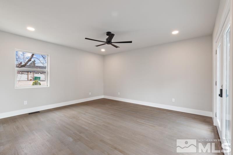 995 Skyline Boulevard Property Photo 17