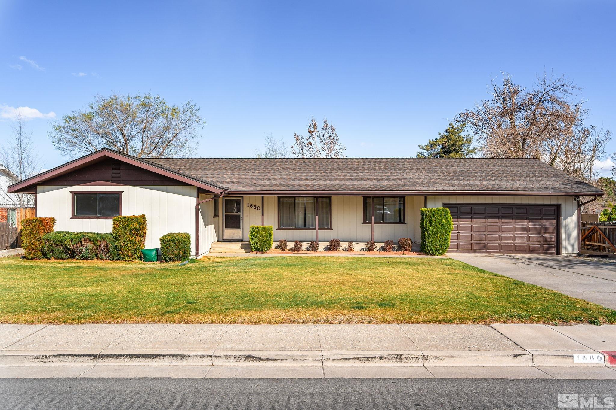 1680 Hunter Lake Drive Property Photo