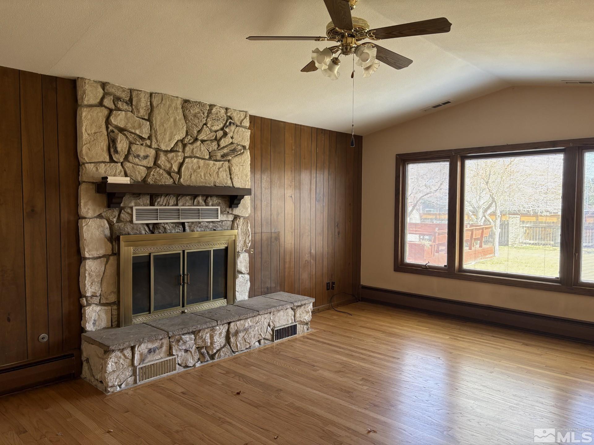 3 Comstock Circle Property Photo 10