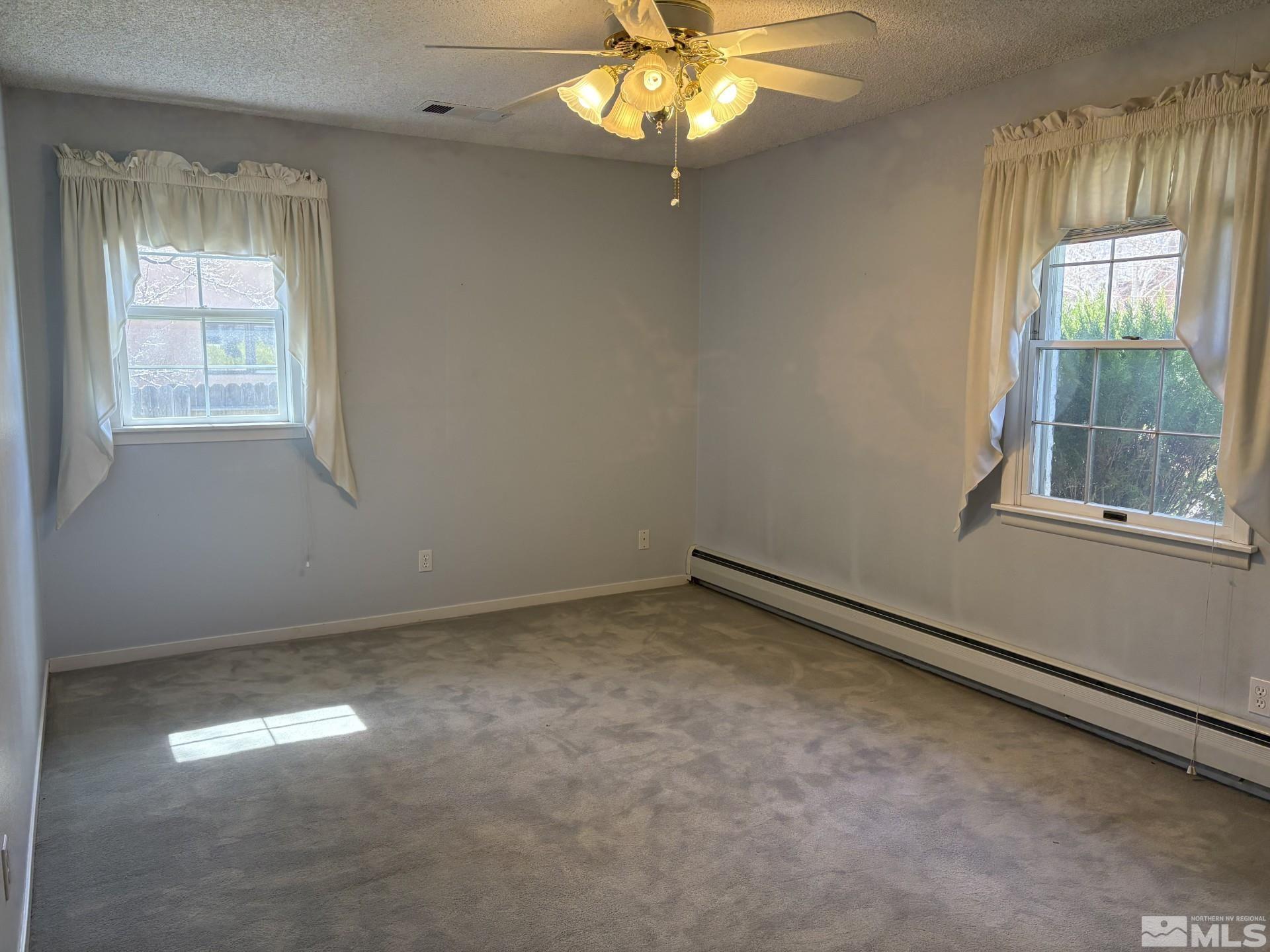 3 Comstock Circle Property Photo 12