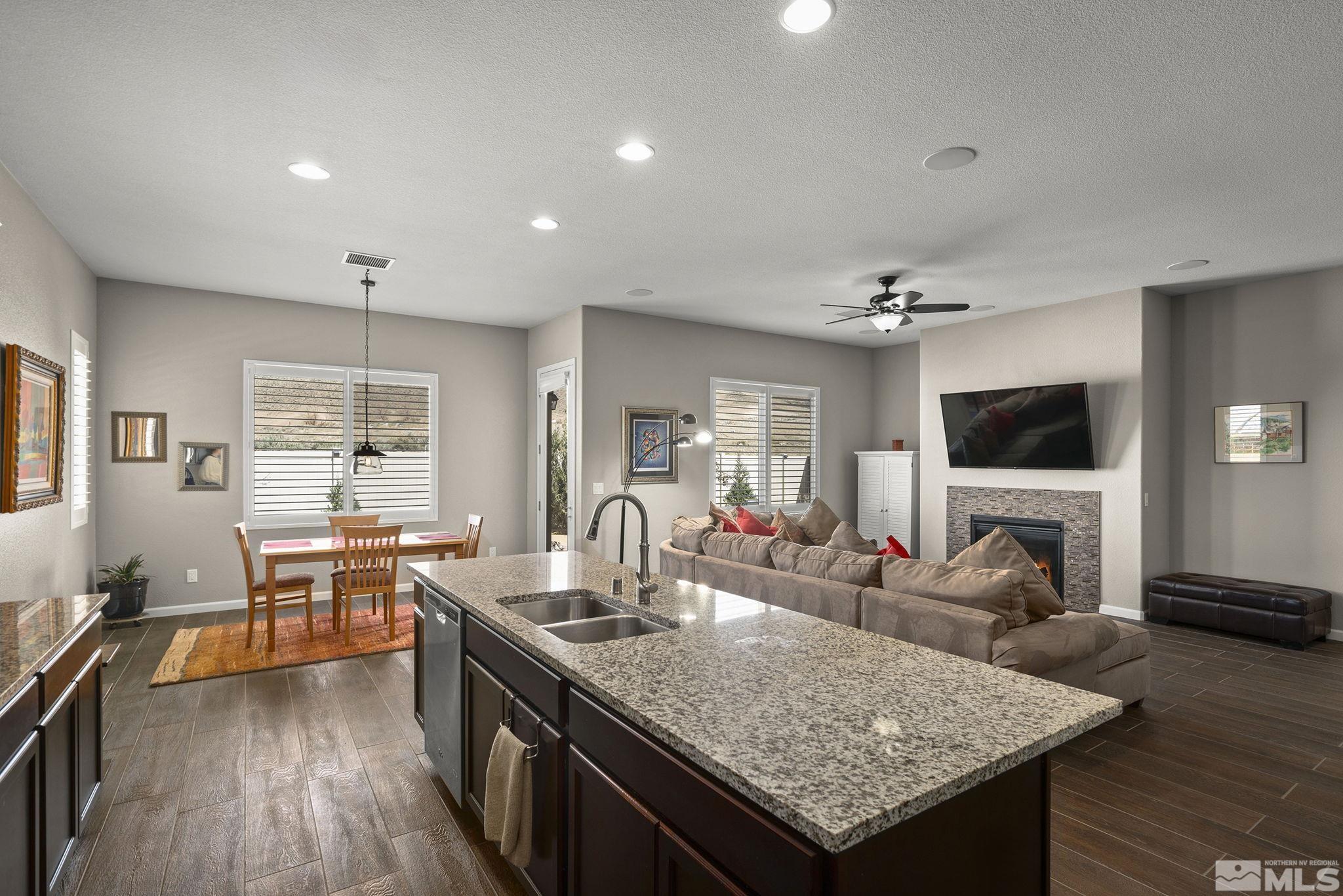 2975 Show Jumper Lane Property Photo 11