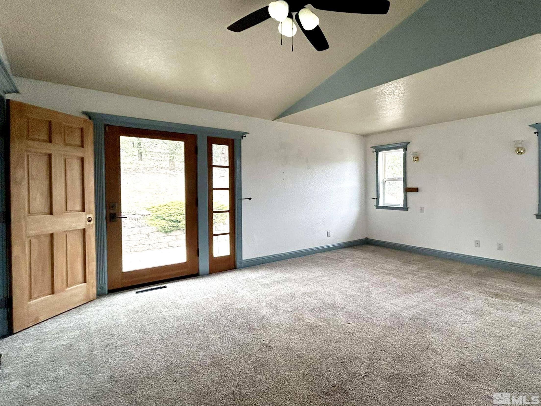 21410 Sazarac Road Property Photo 16