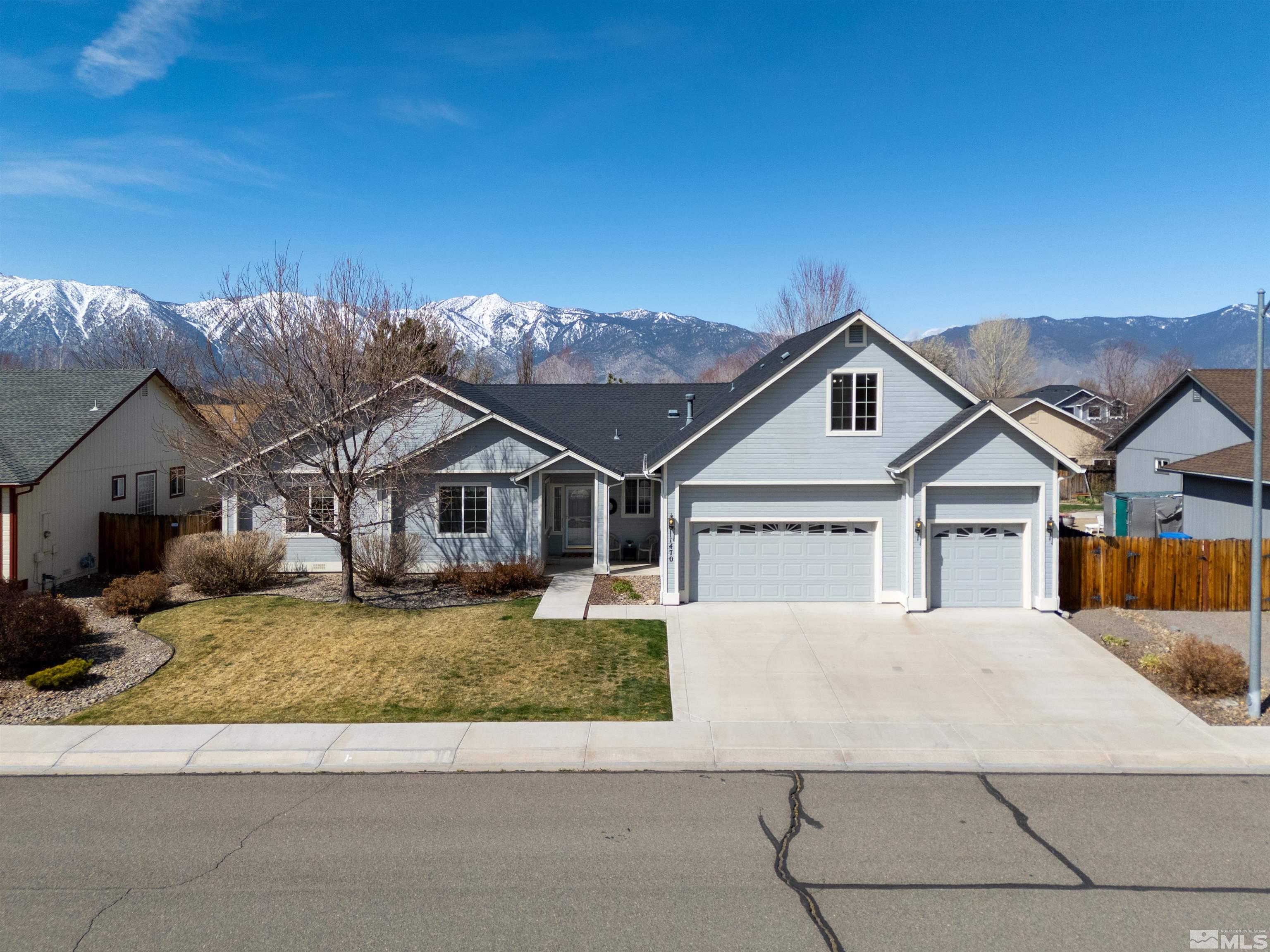 1470 Cardiff Property Photo