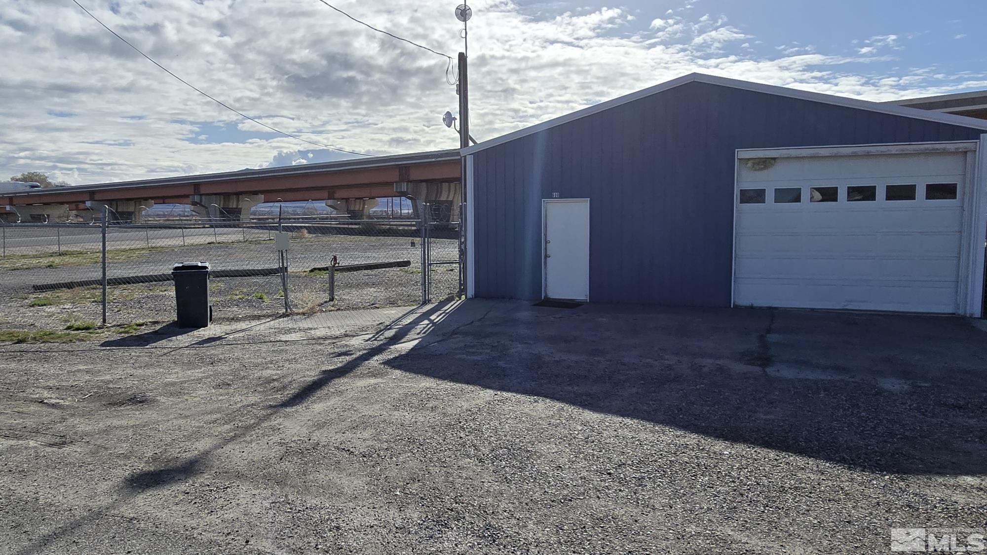 600 Industrial Way Property Photo