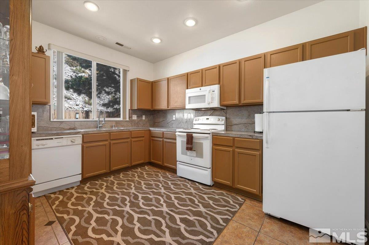 5787 Golden Eagle Drive Property Photo 11