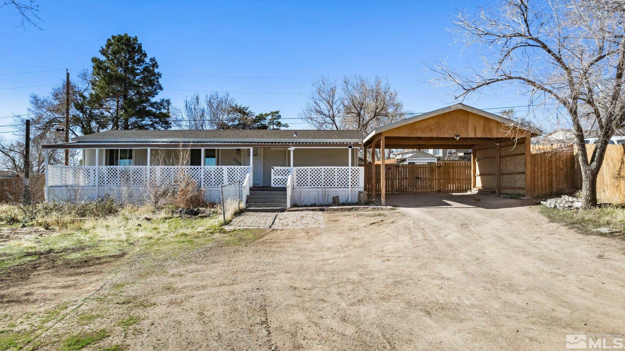 5258 Flintstone Cir Property Photo