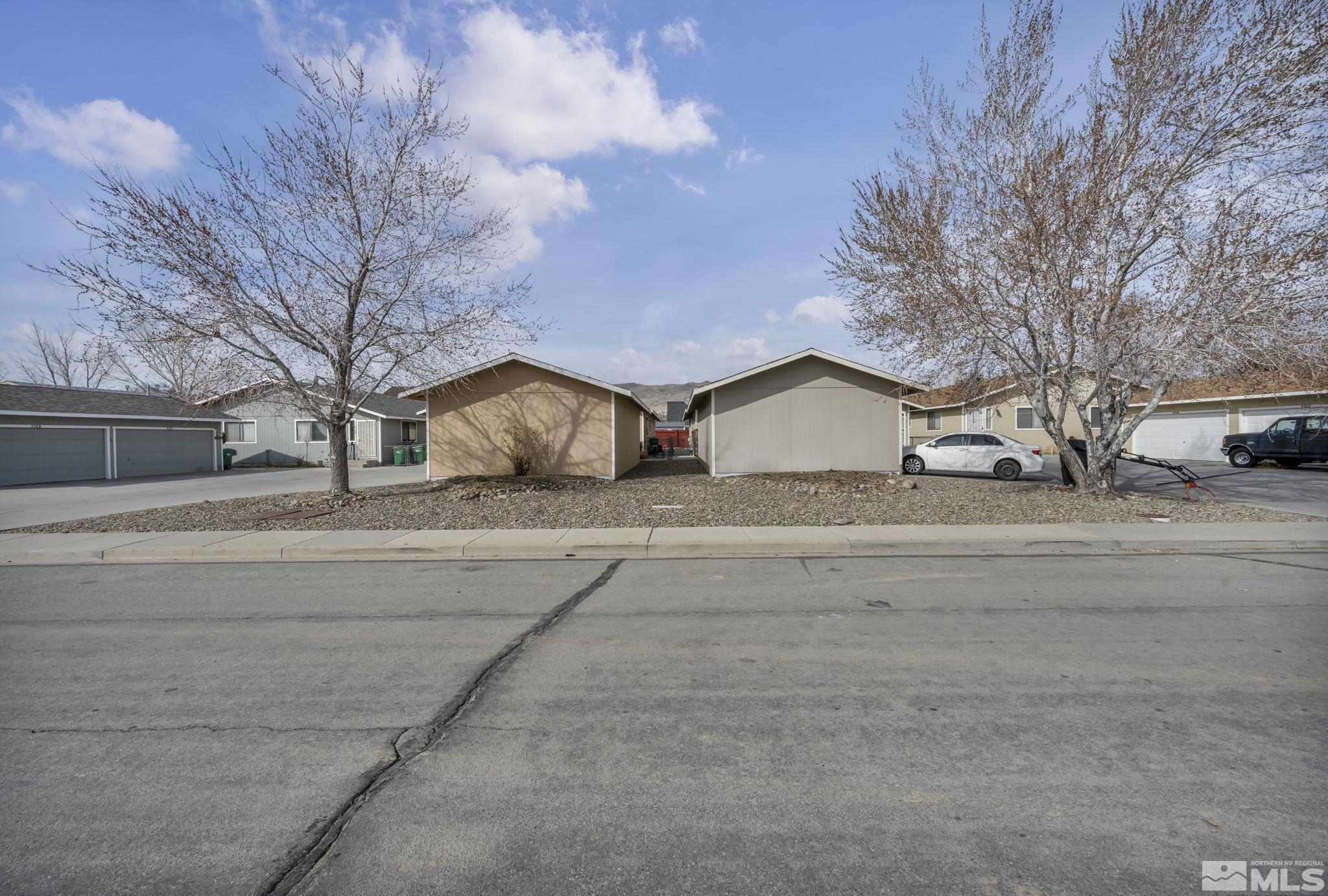 4240 Sherman Ln Property Photo 3