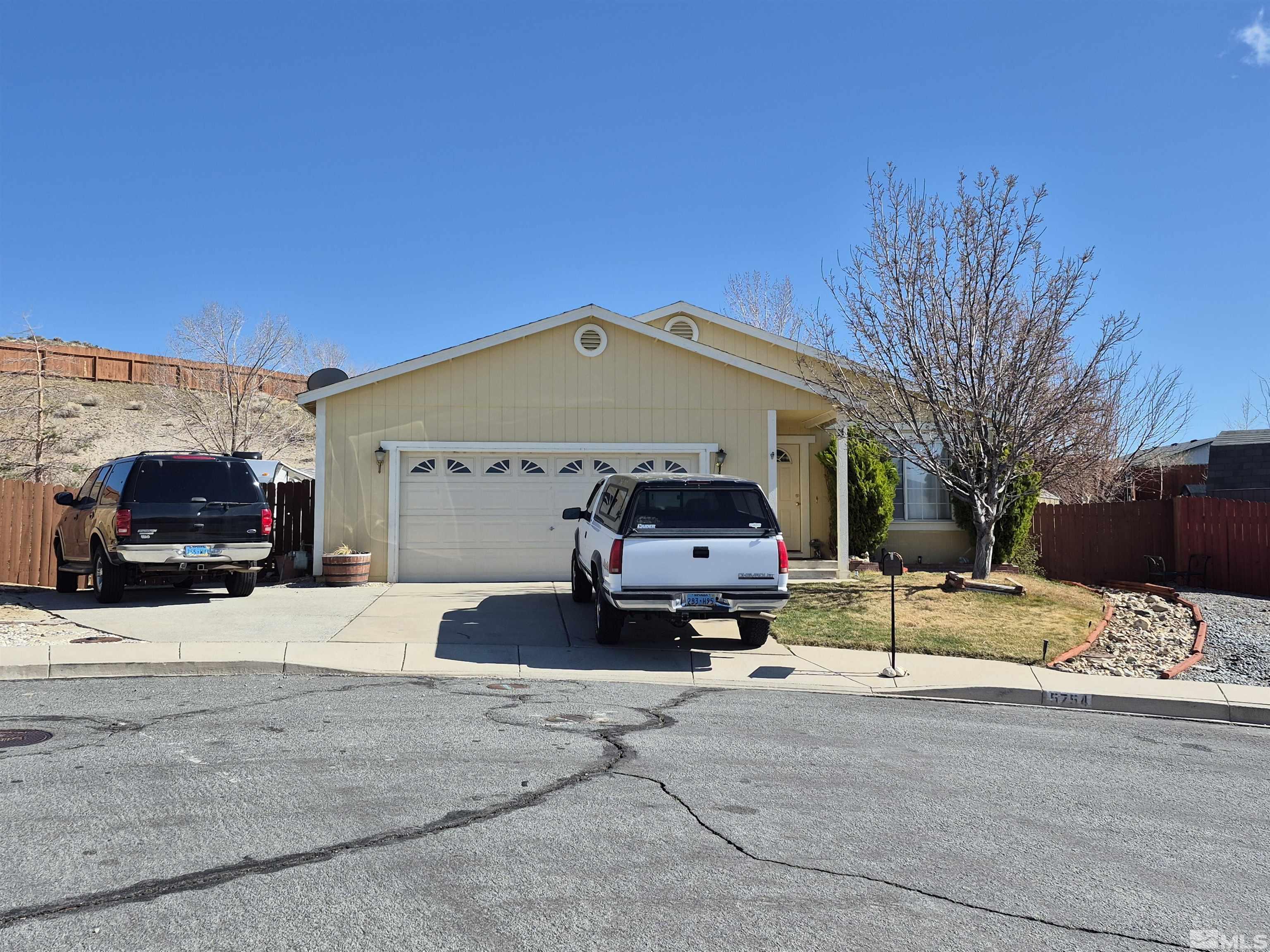 5754 Cinnamon Ct Property Photo