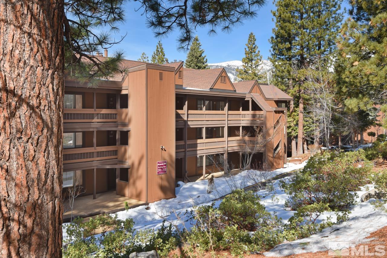335 Ski Way Property Photo 1