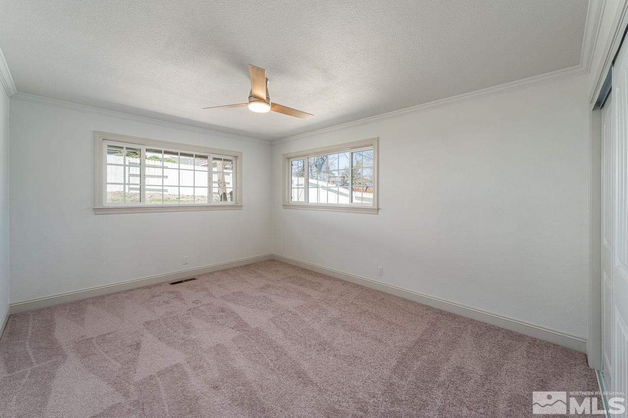 2495 Skyline Boulevard Property Photo 24