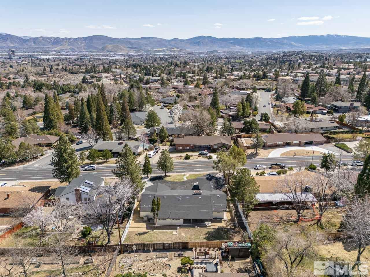 2495 Skyline Boulevard Property Photo 40