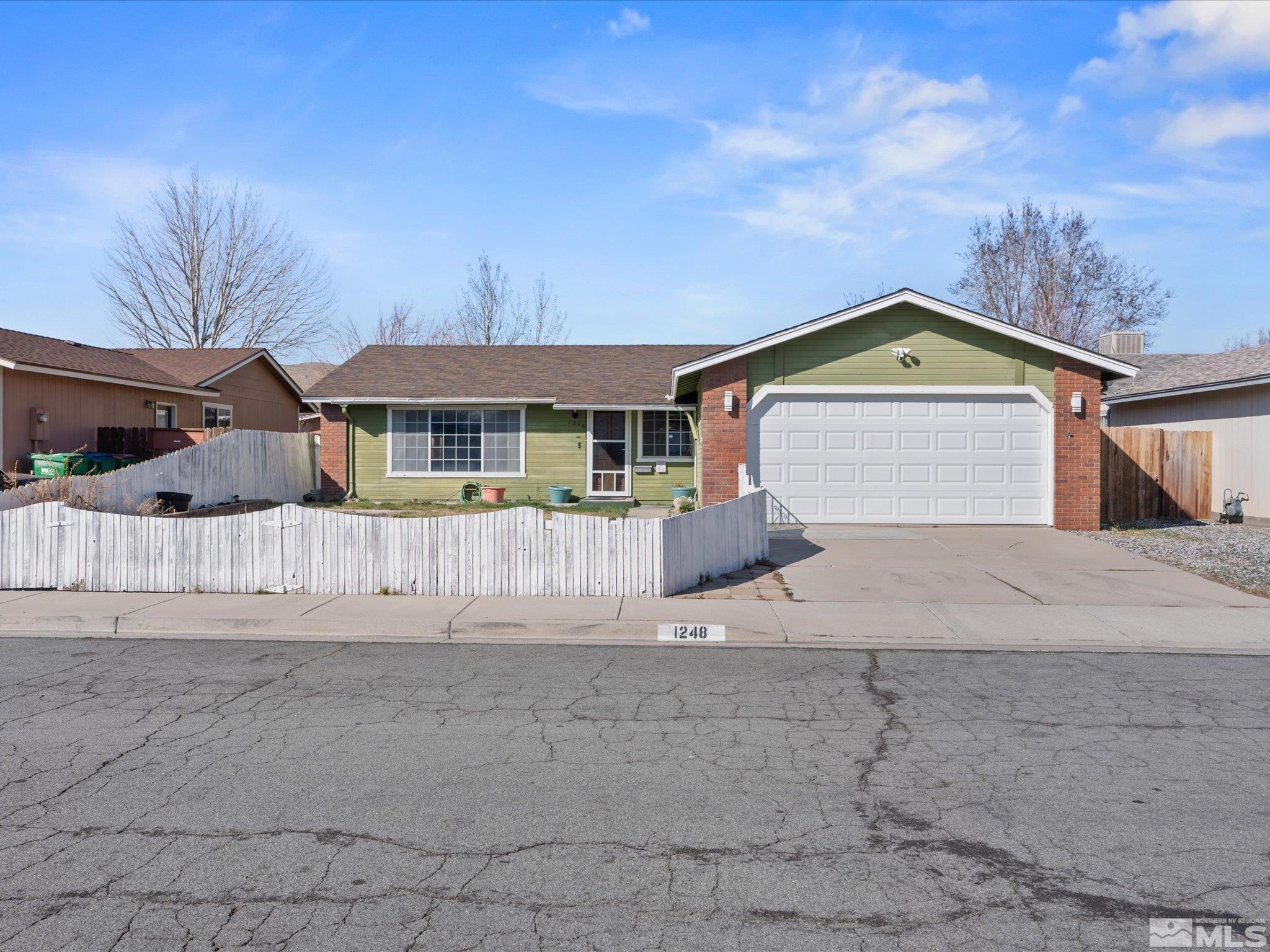 1248 Lindsay Lane Property Photo 1