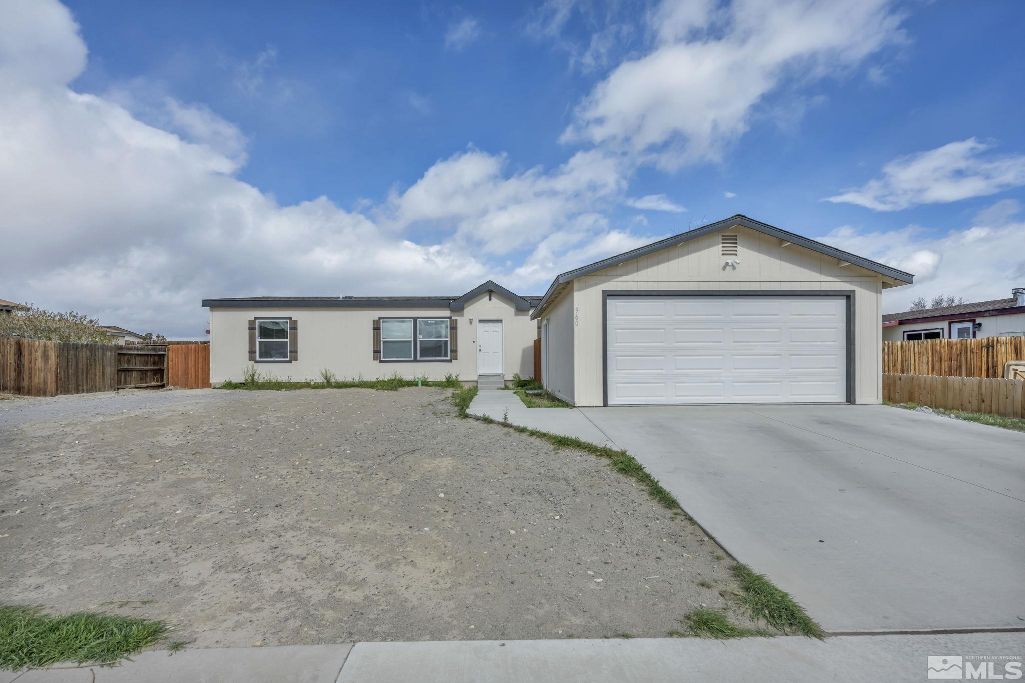960 Jasper Way Property Photo