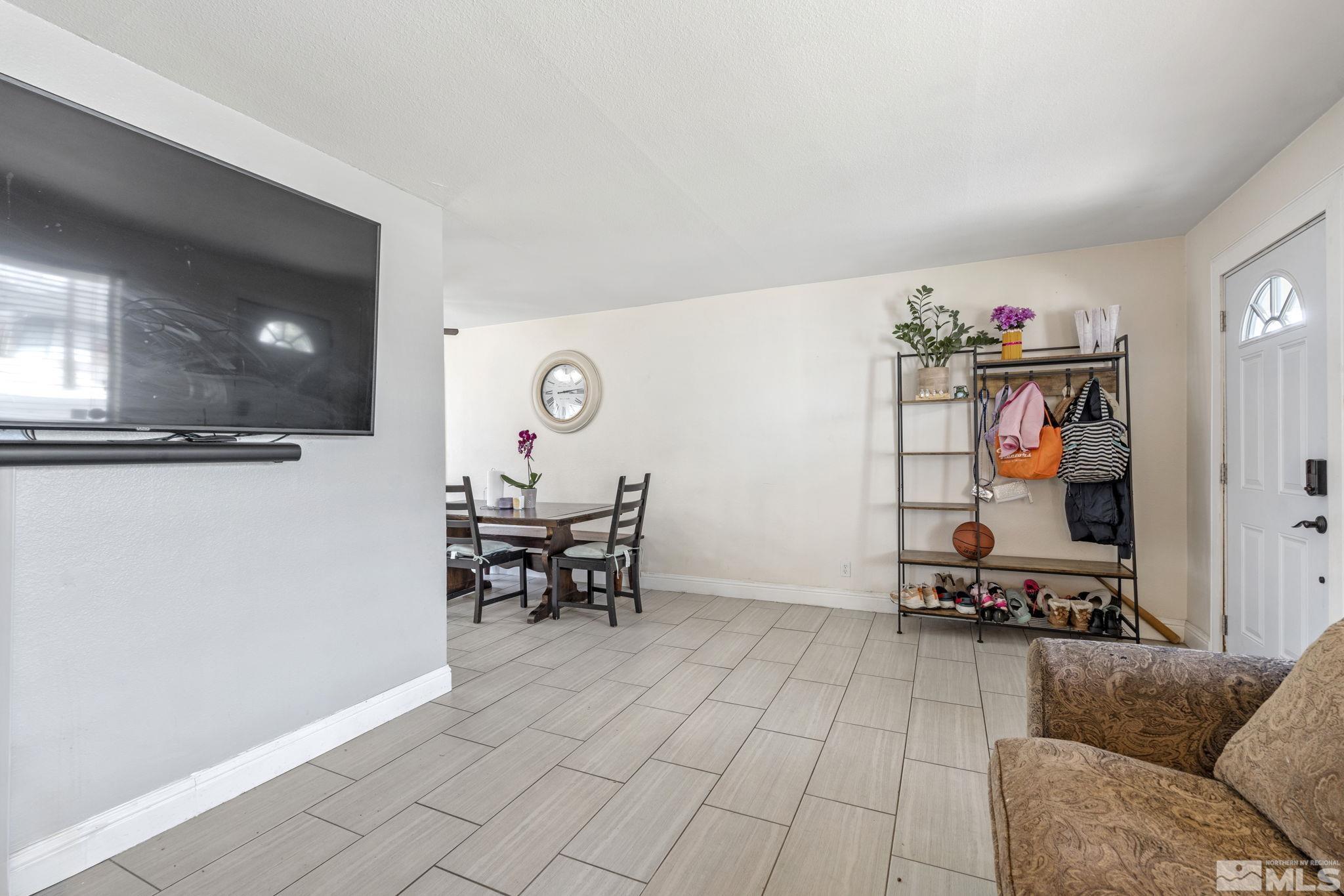 11 E P St Property Photo 5