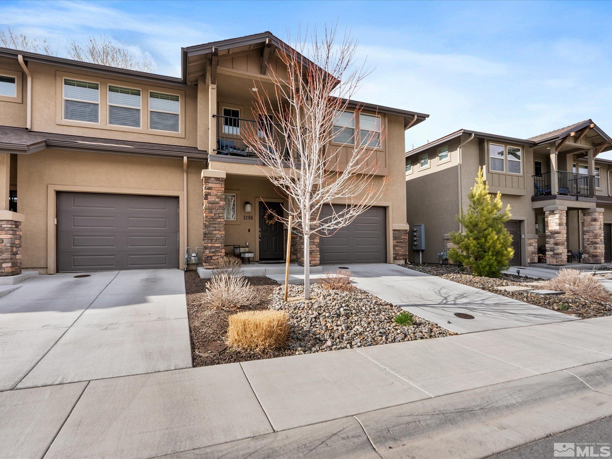 1296 Saltern Dr Property Photo