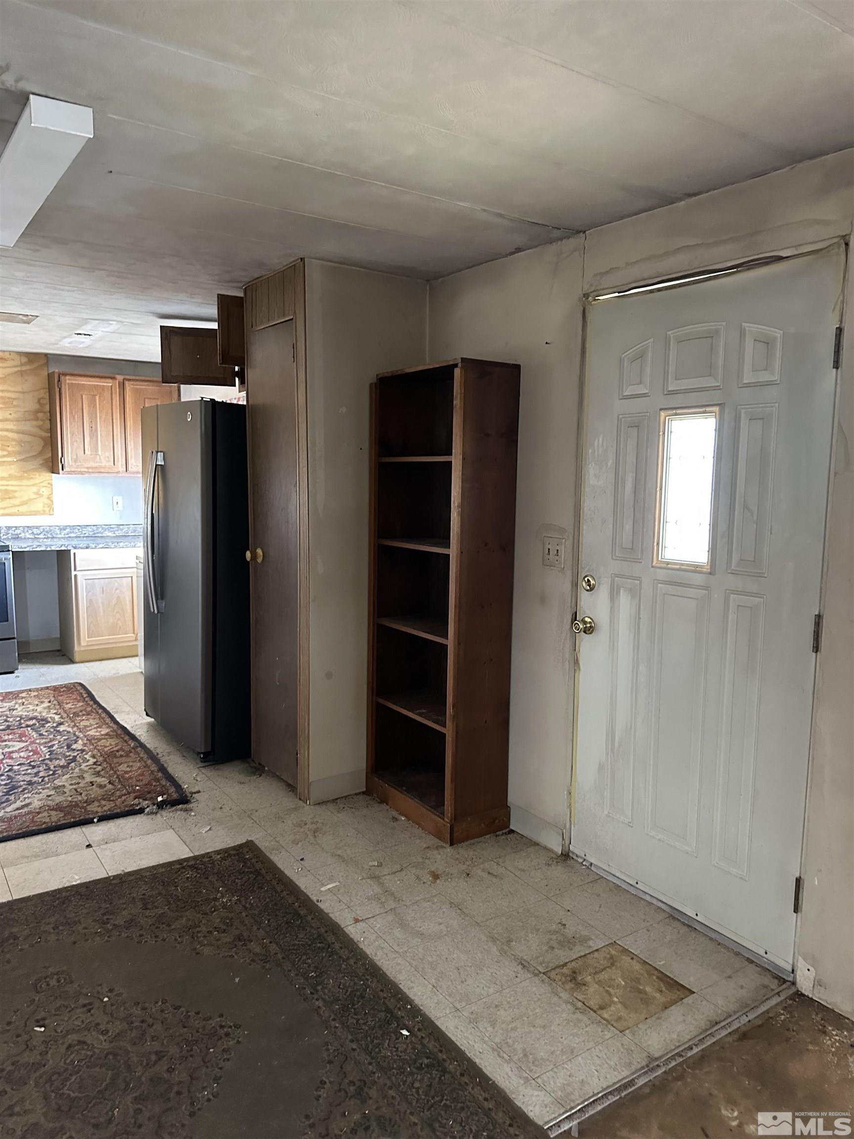 713 N Main St Property Photo 11
