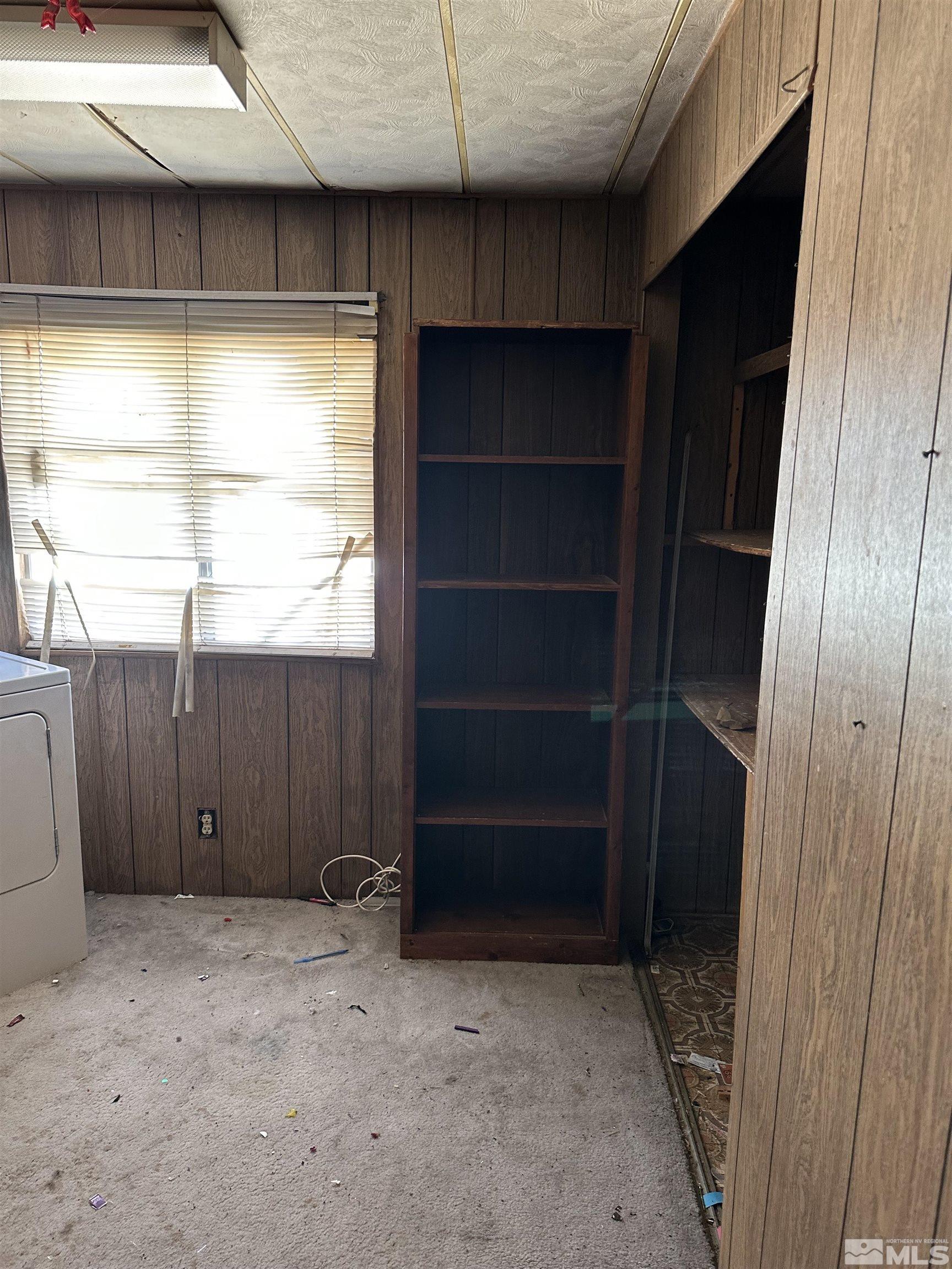 713 N Main St Property Photo 15