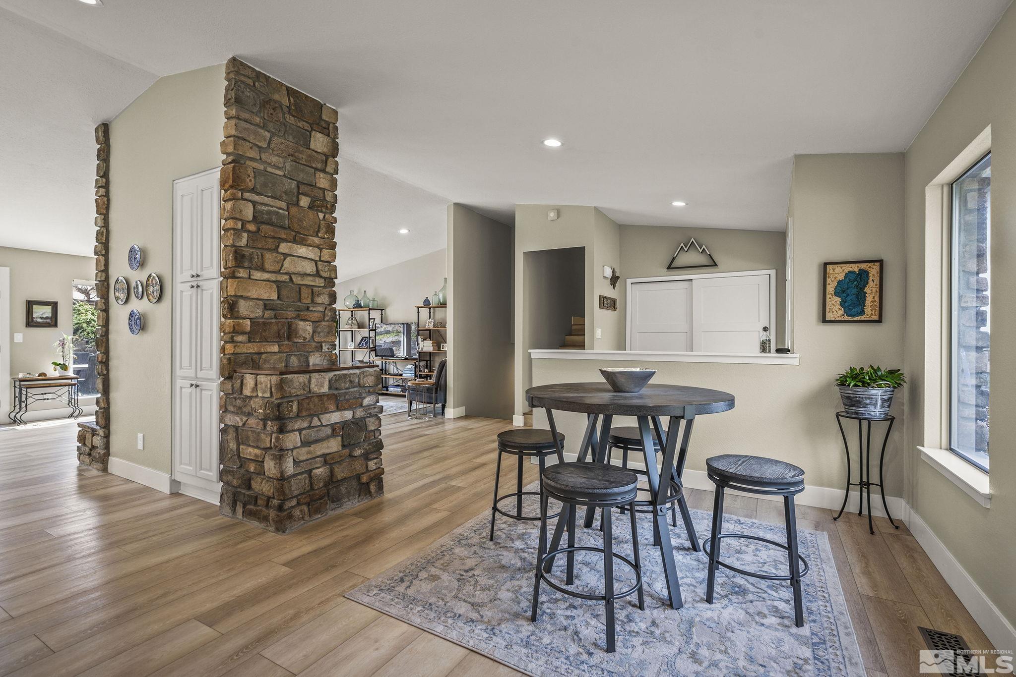 4400 Bridle Way Property Photo 3