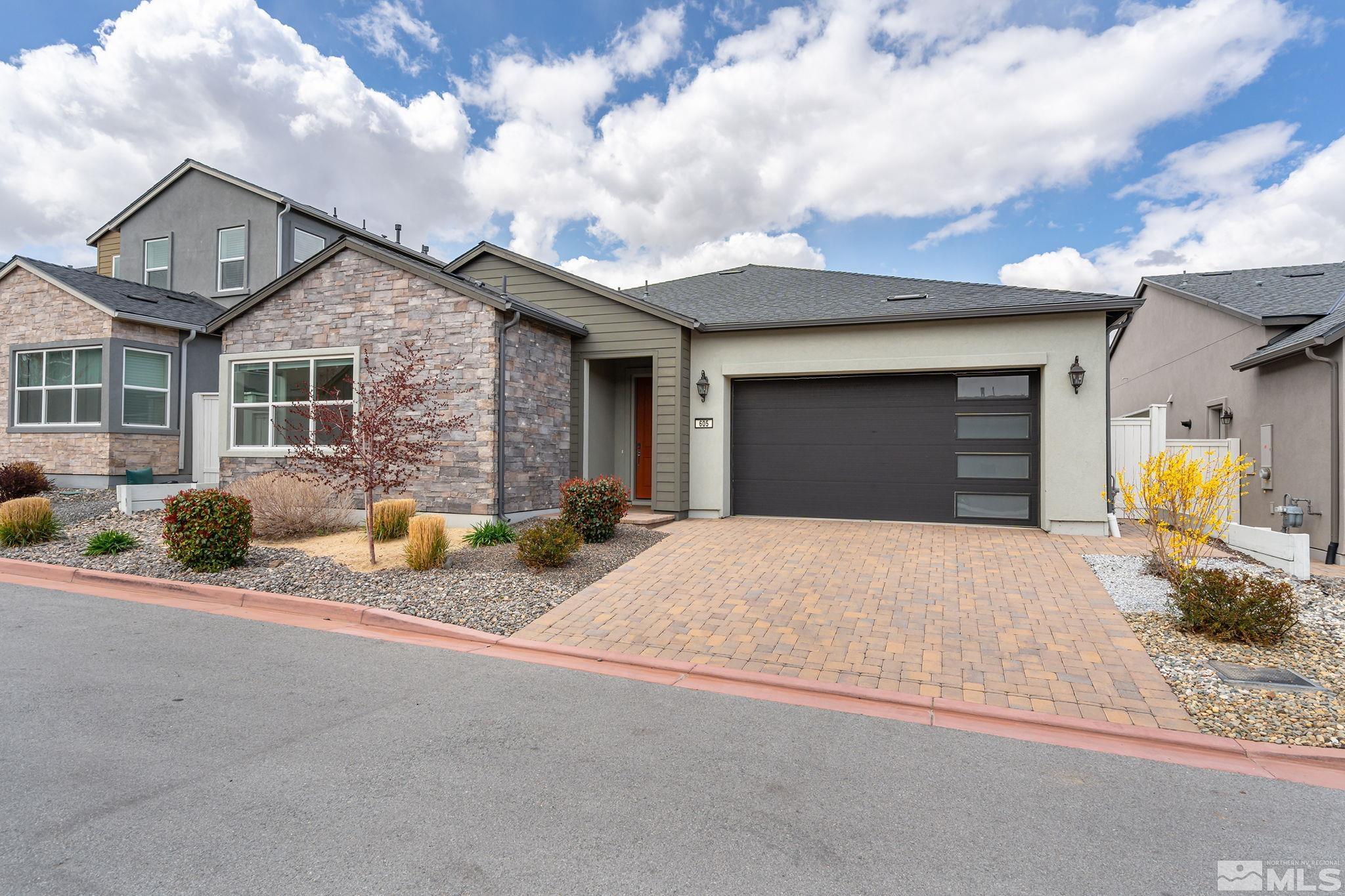 605 Braided Rope Drive Property Photo 1