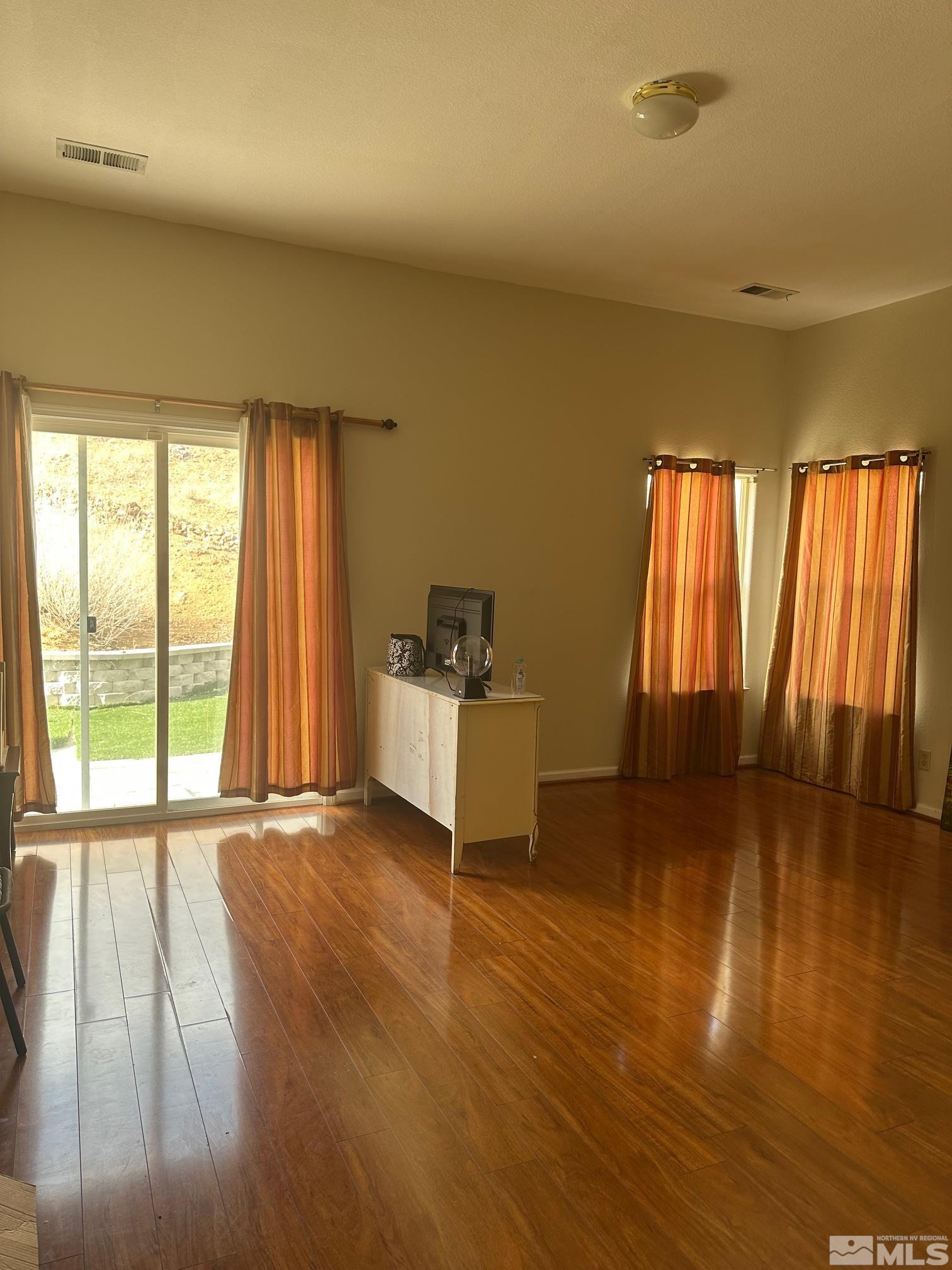 925 Morrill Hall Ct Property Photo 7