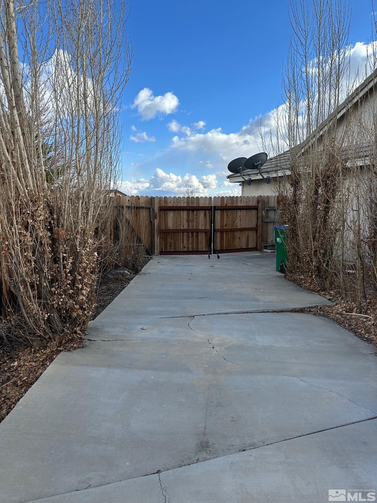 925 Morrill Hall Ct Property Photo 12