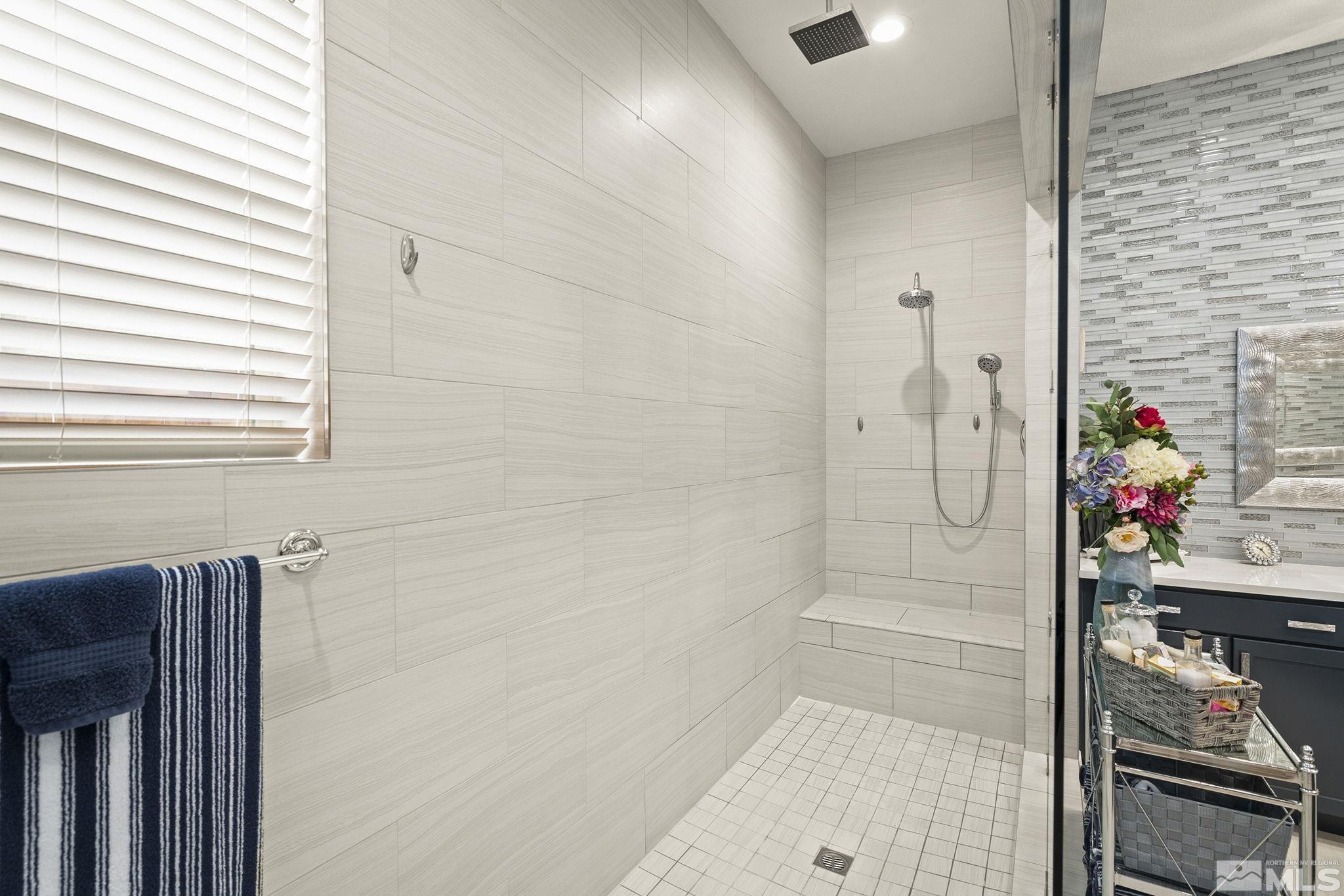 9179 Graycliff Lane Property Photo 18