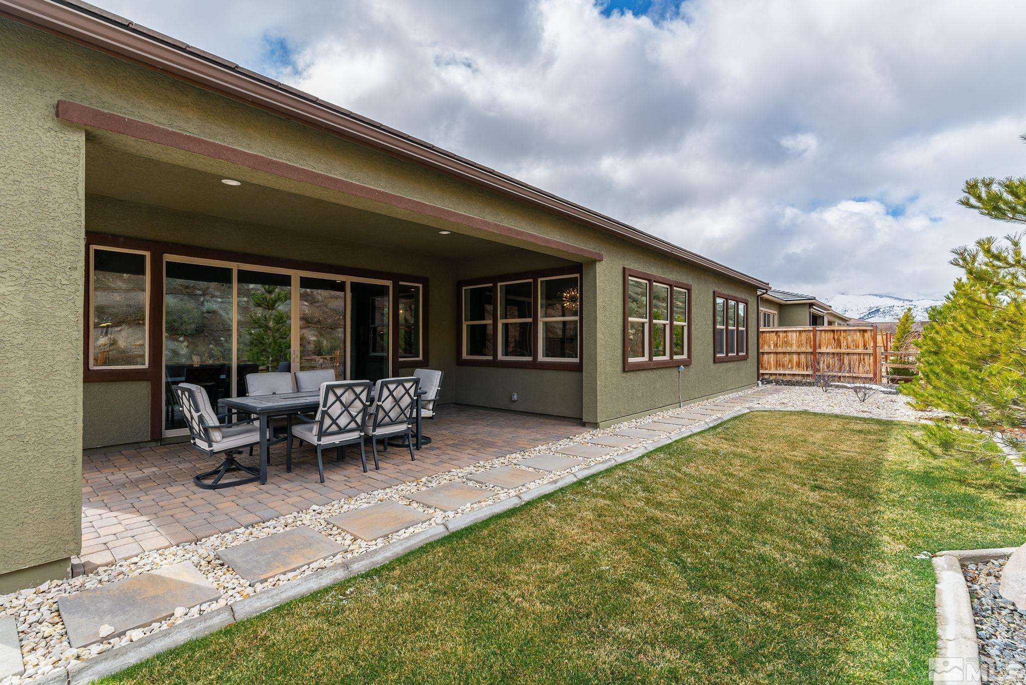9179 Graycliff Lane Property Photo 33