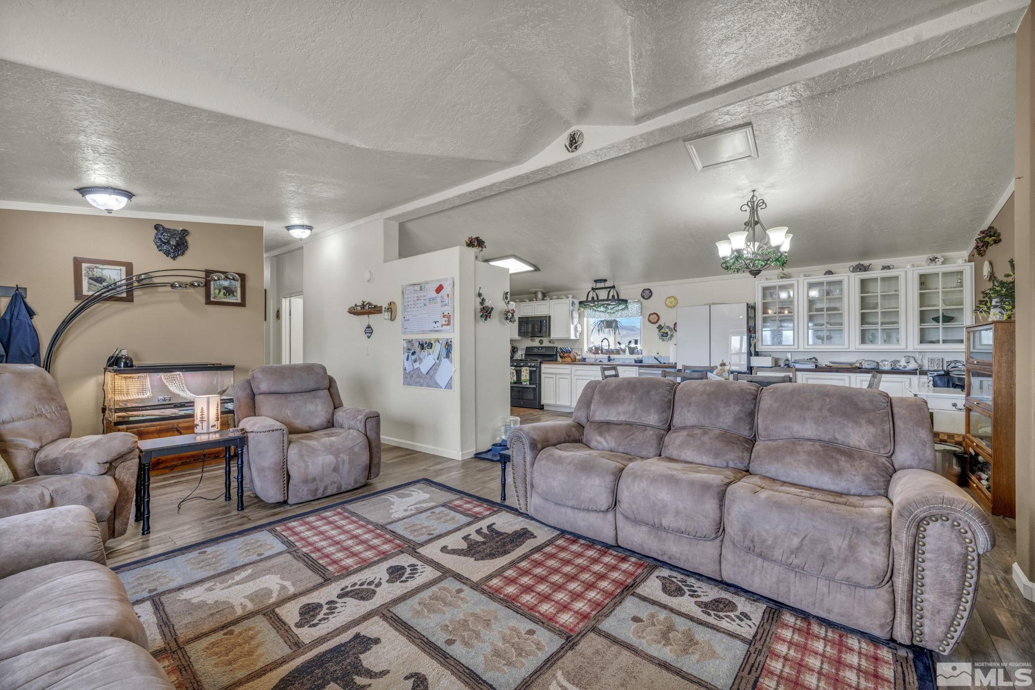 1575 Quince Avenue Property Photo 6