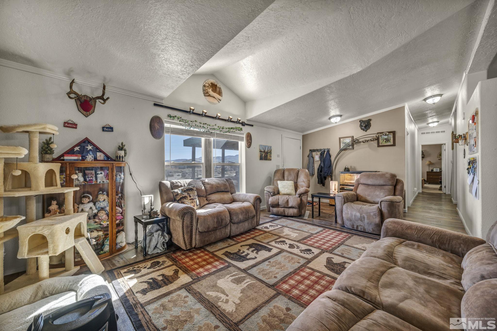 1575 Quince Avenue Property Photo 8