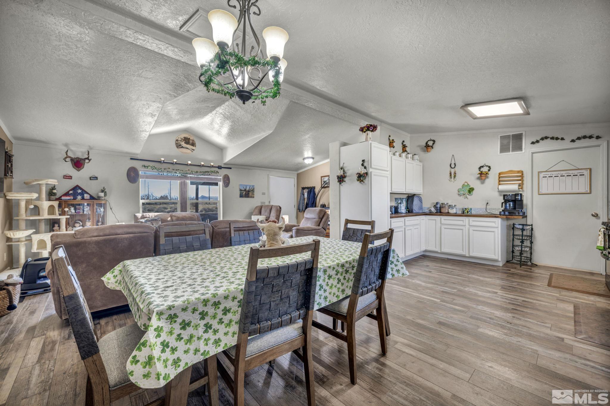 1575 Quince Avenue Property Photo 10