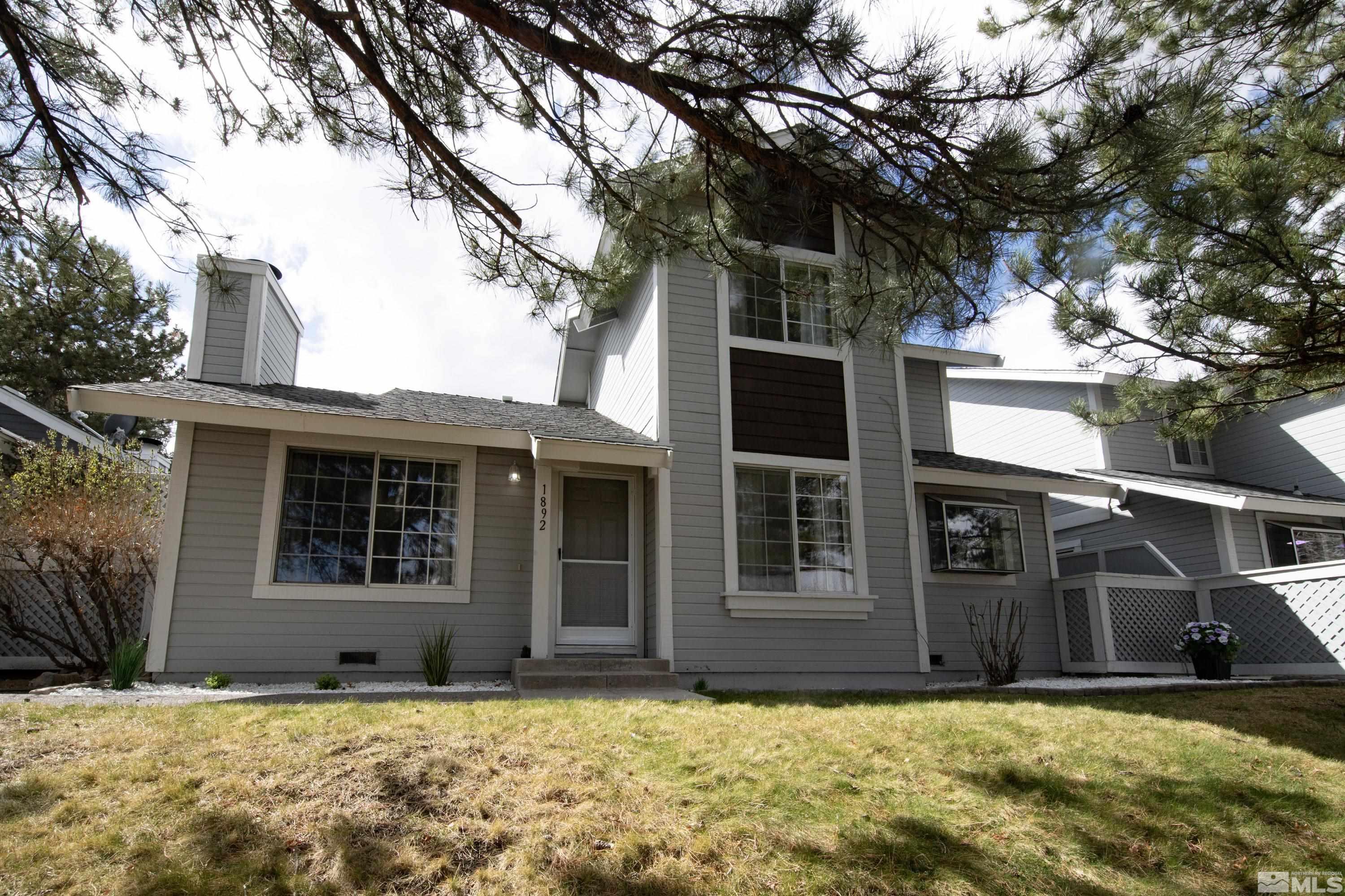 1892 E Minaret Cir Property Photo