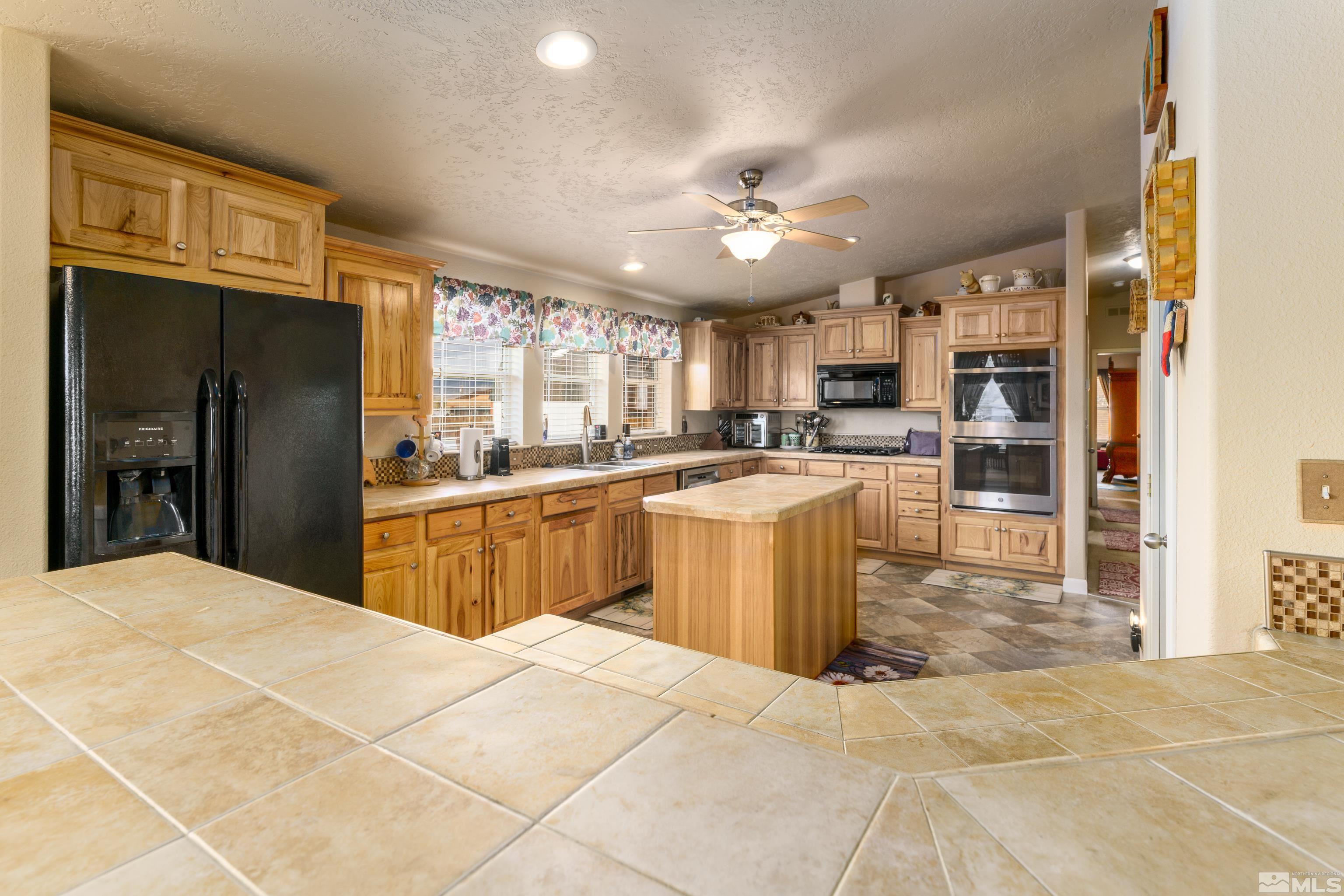 5135 Pawnee Dr Property Photo 5