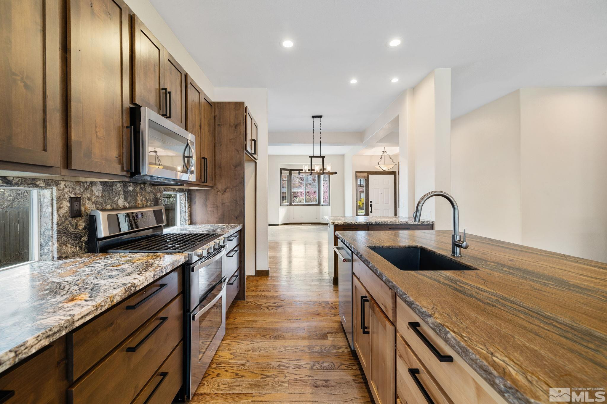 159 River Flow Drive Property Photo 1