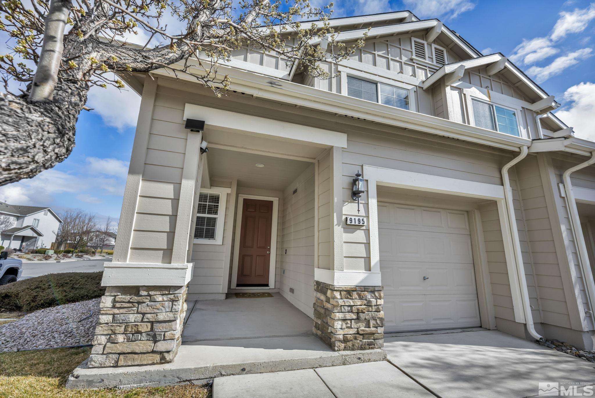 9195 Brown Eagle Court Property Photo 1