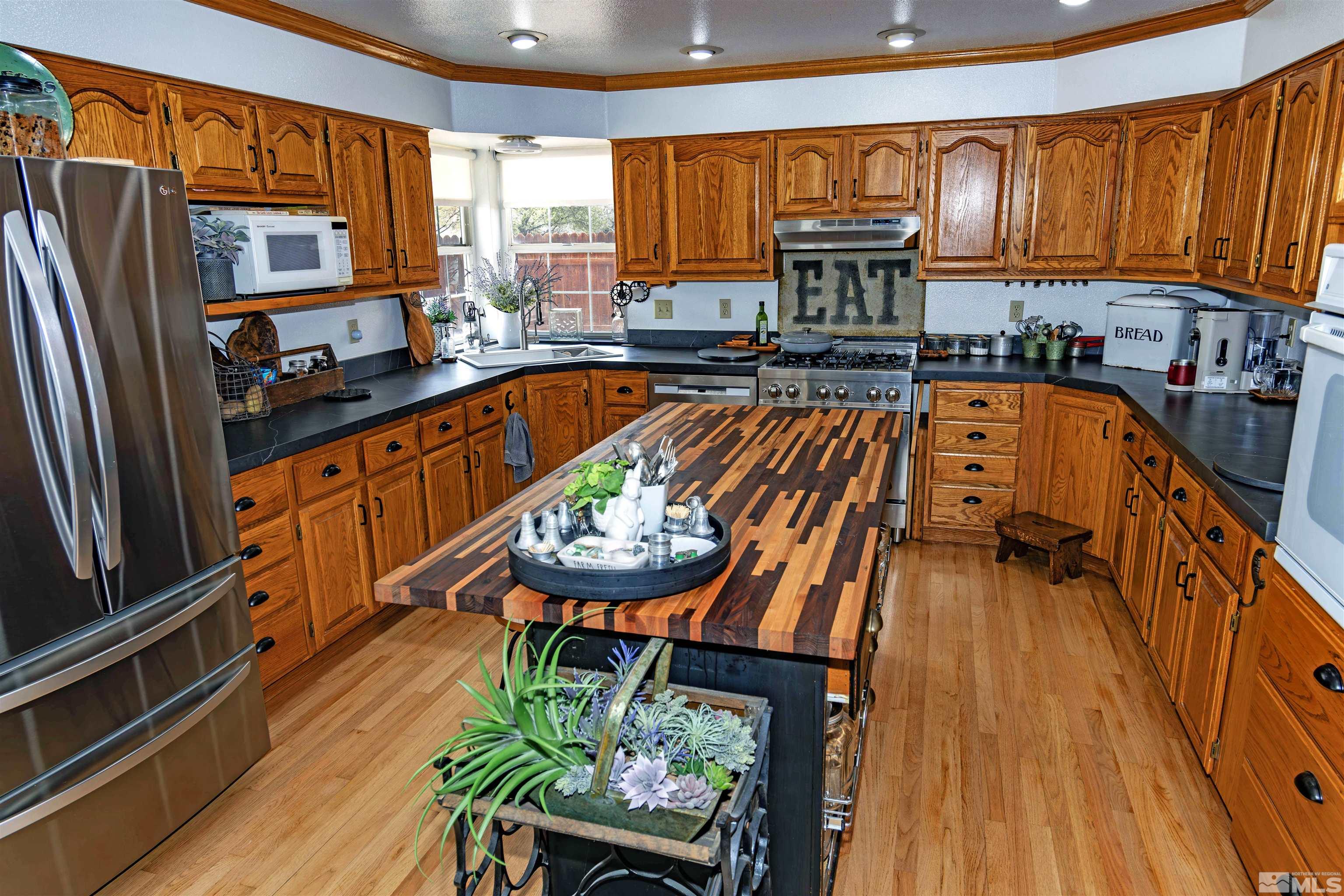 4635 Country River Drive Property Photo