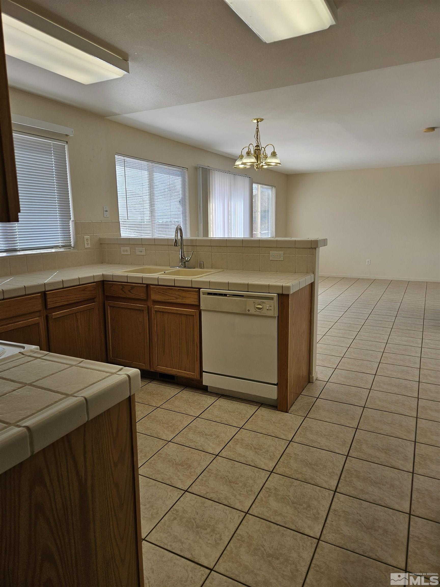 9995 Brightridge Property Photo 4