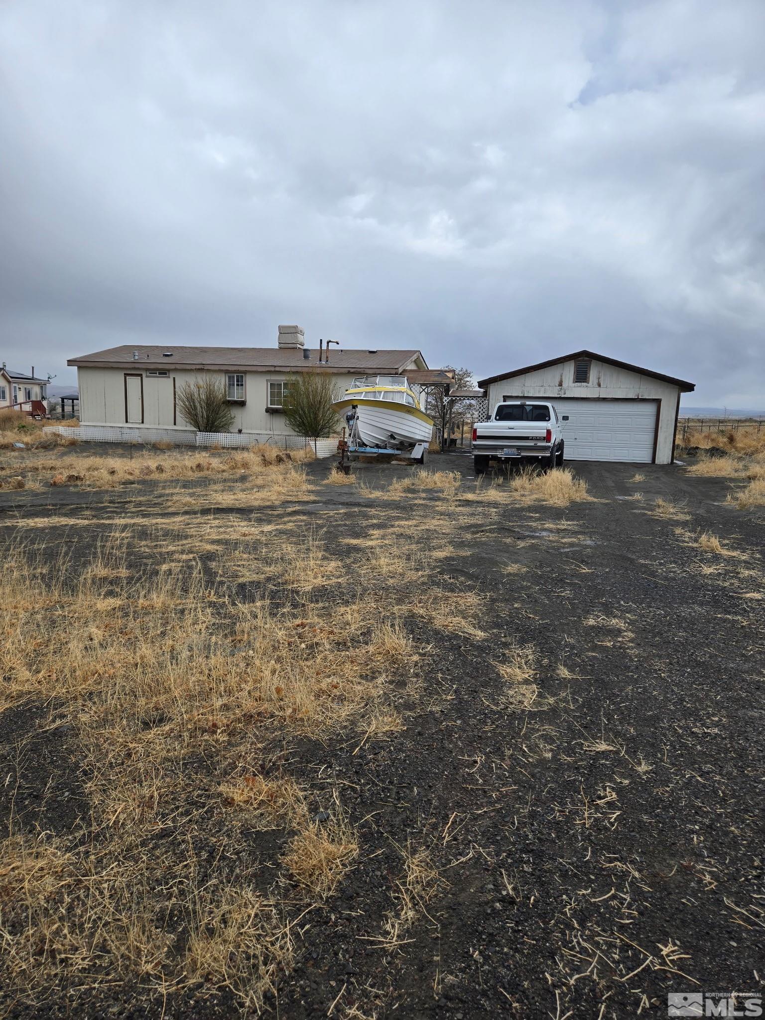 4870 Skyline Dr Property Photo 2