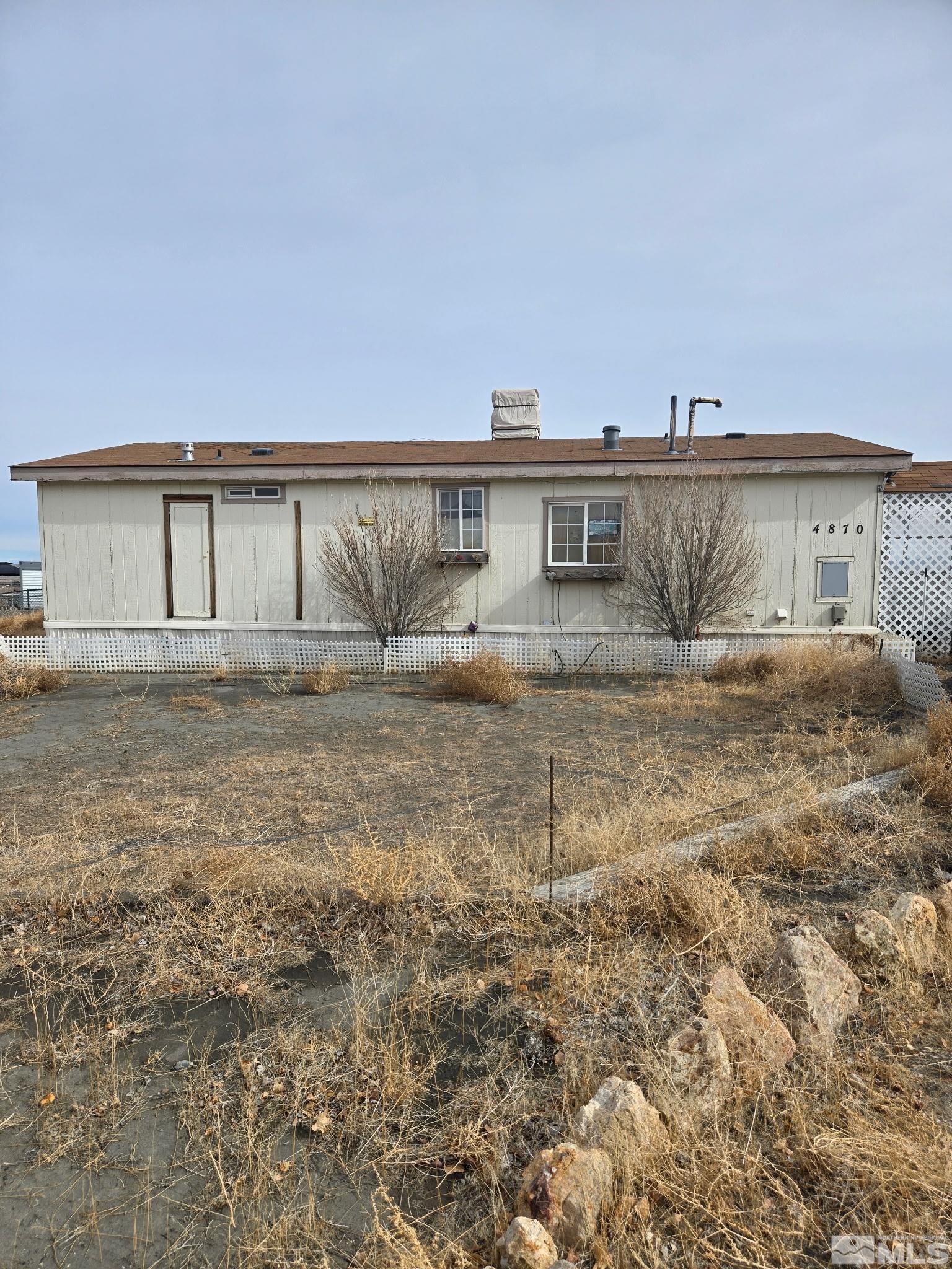 4870 Skyline Dr Property Photo 6