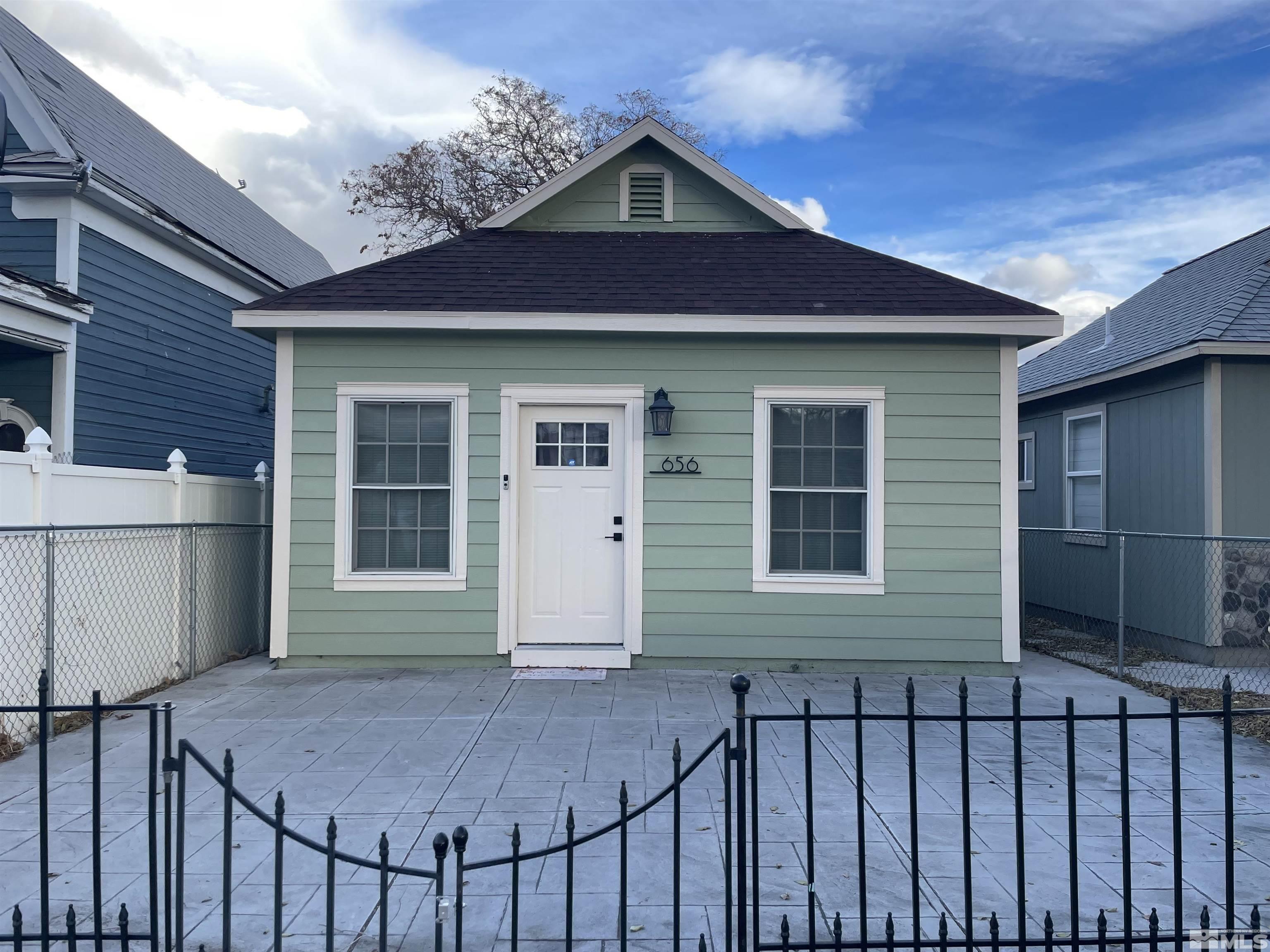 656 Eureka Avenue Property Photo