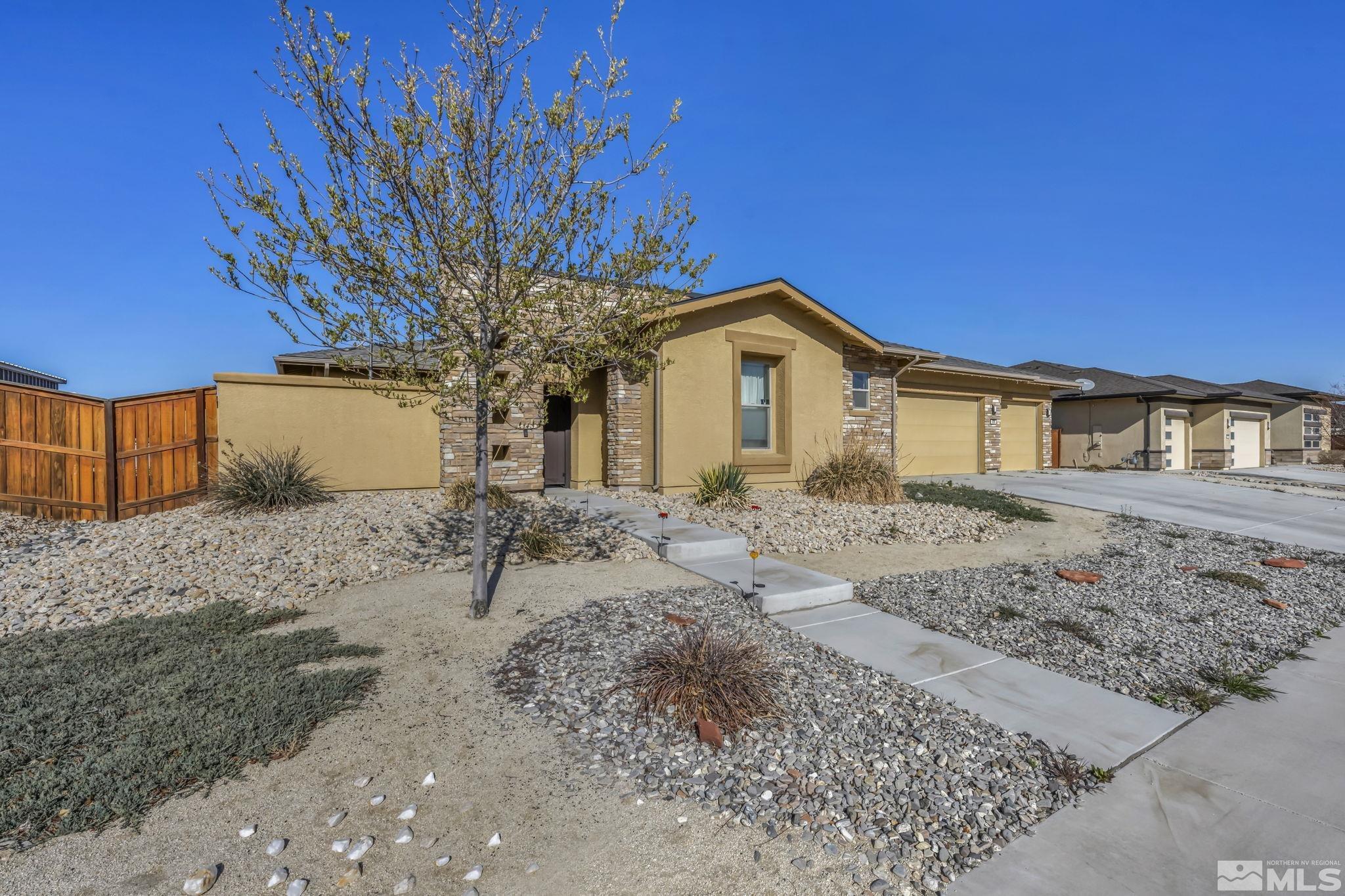 696 Raptor Way Property Photo