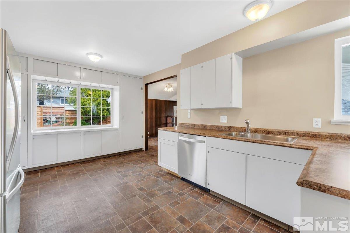1865 Gridley Ave Property Photo 12