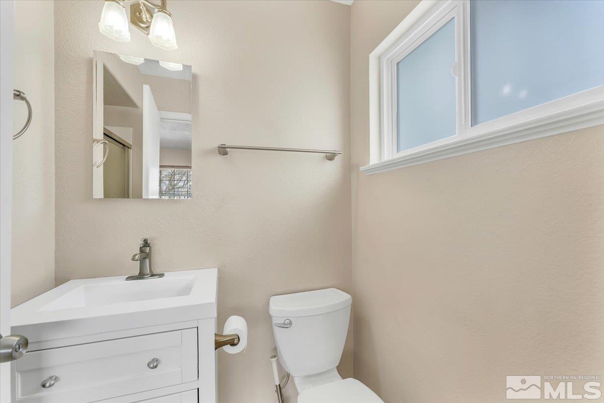 1865 Gridley Ave Property Photo 16