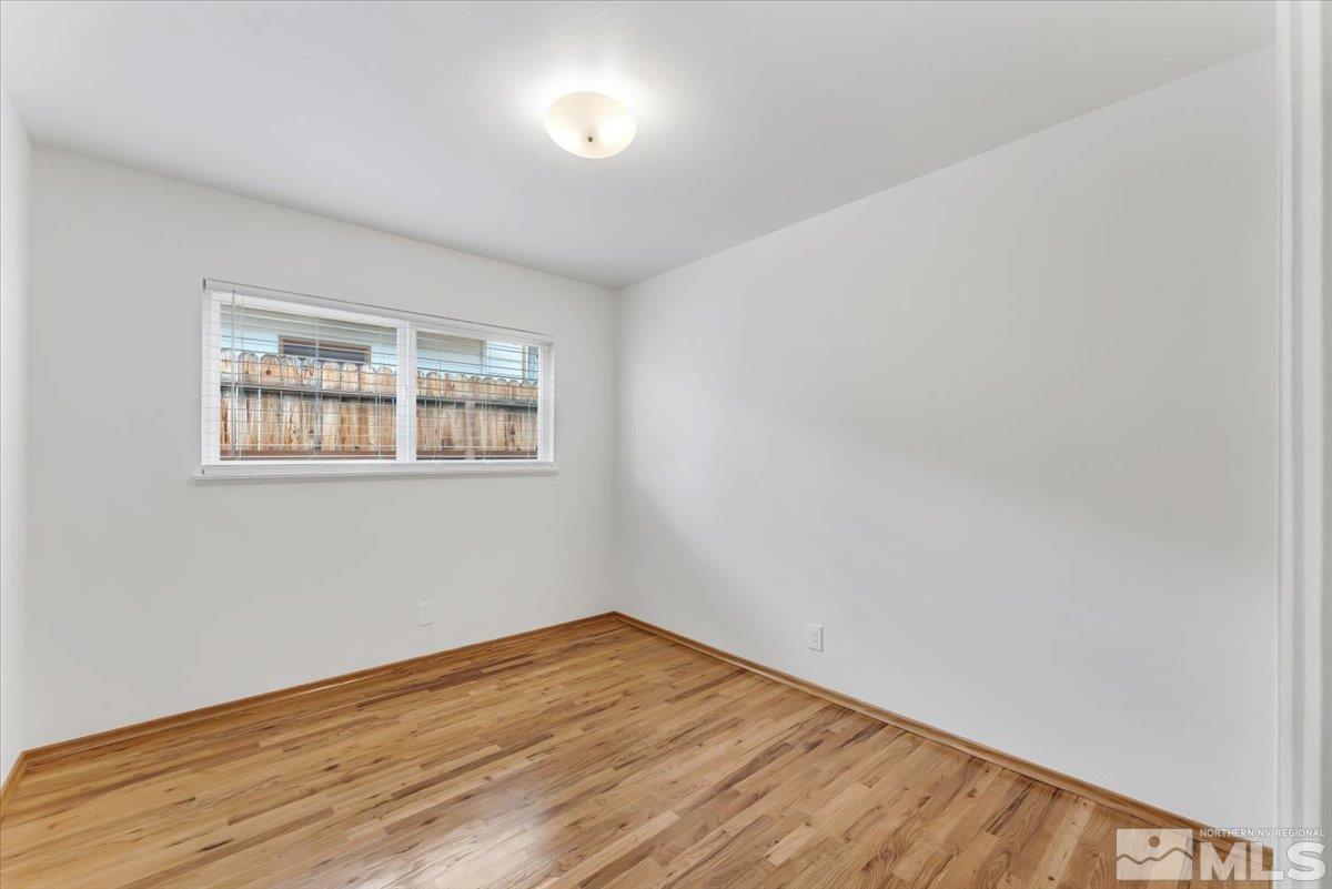 1865 Gridley Ave Property Photo 18