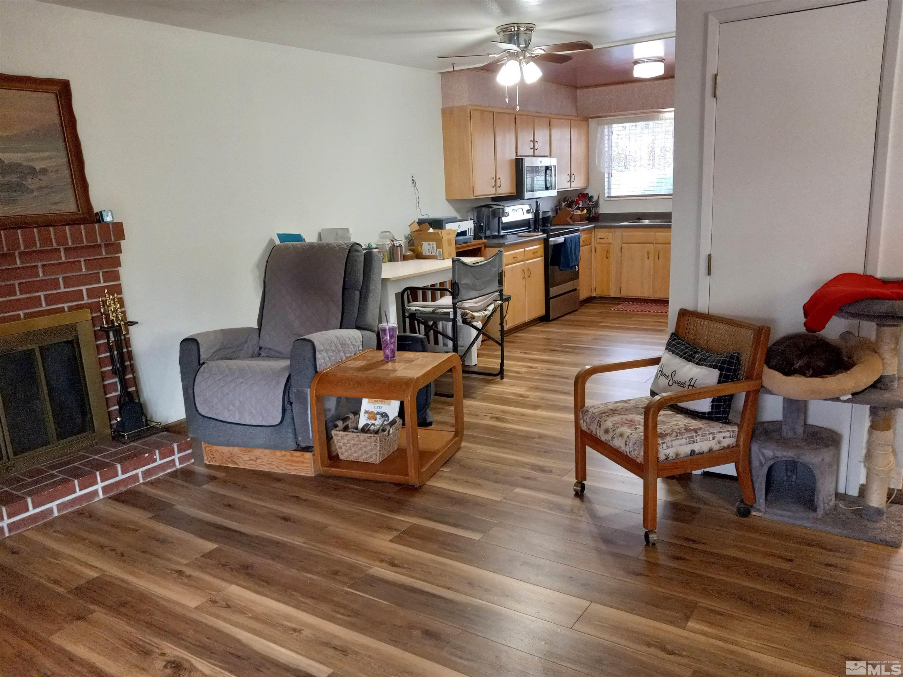 115 Smithridge Park Property Photo 4