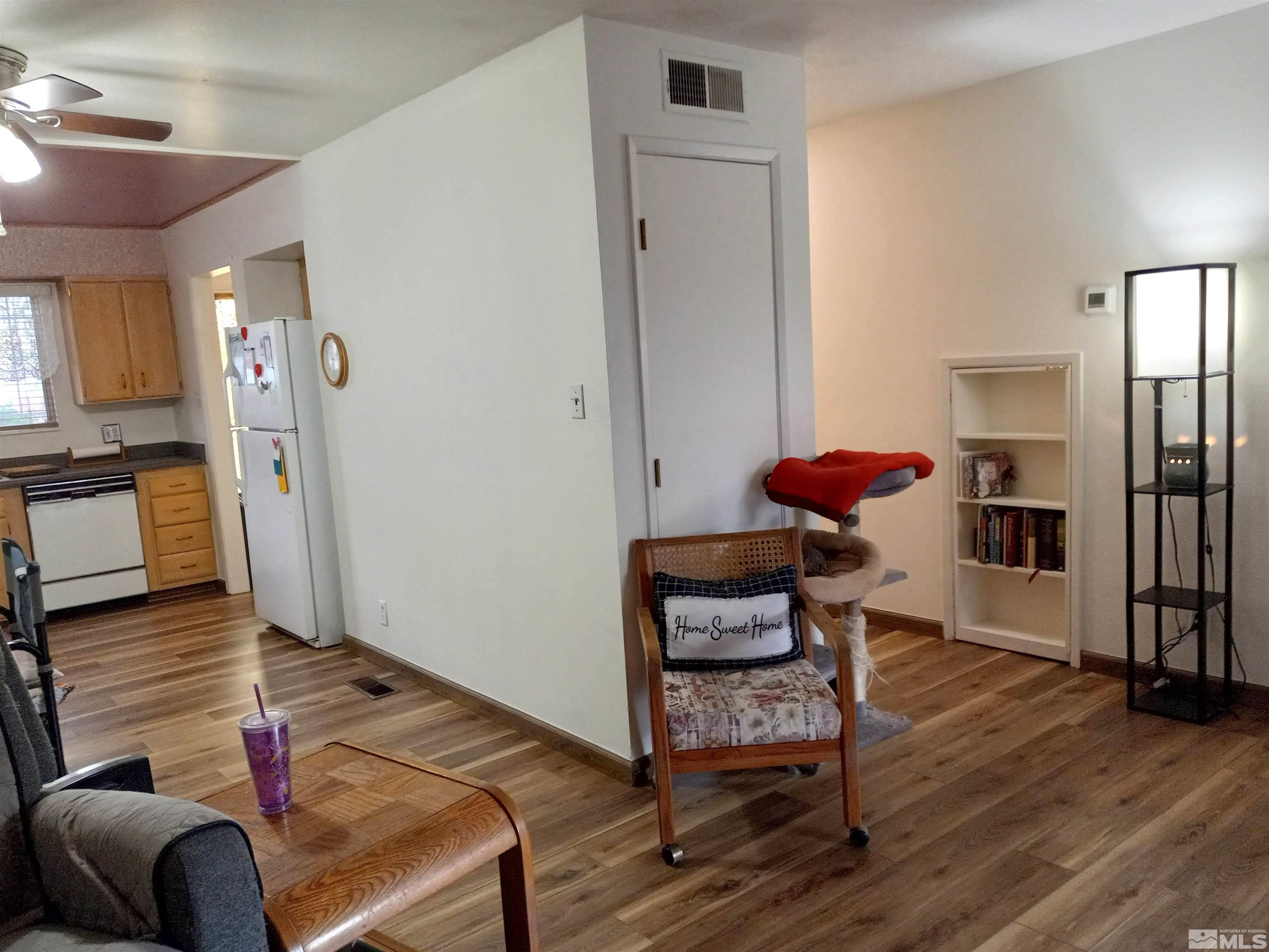 115 Smithridge Park Property Photo 7