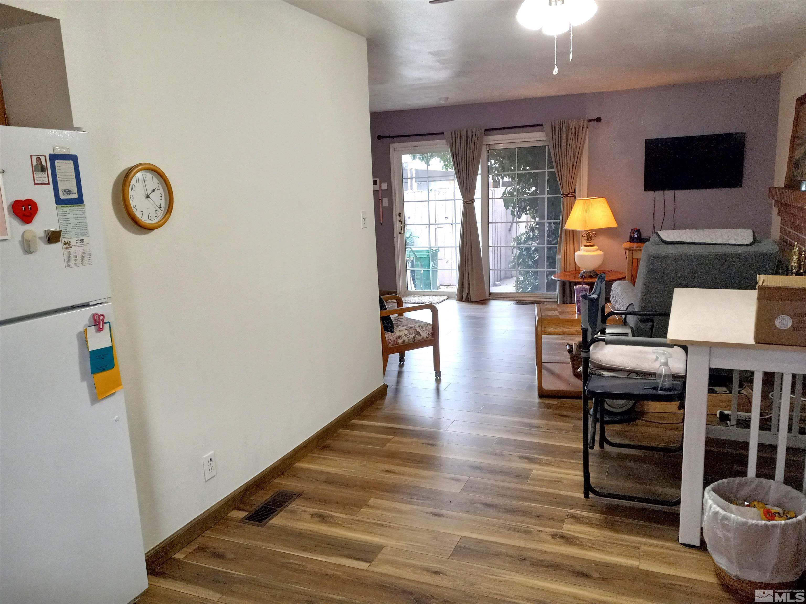 115 Smithridge Park Property Photo 10