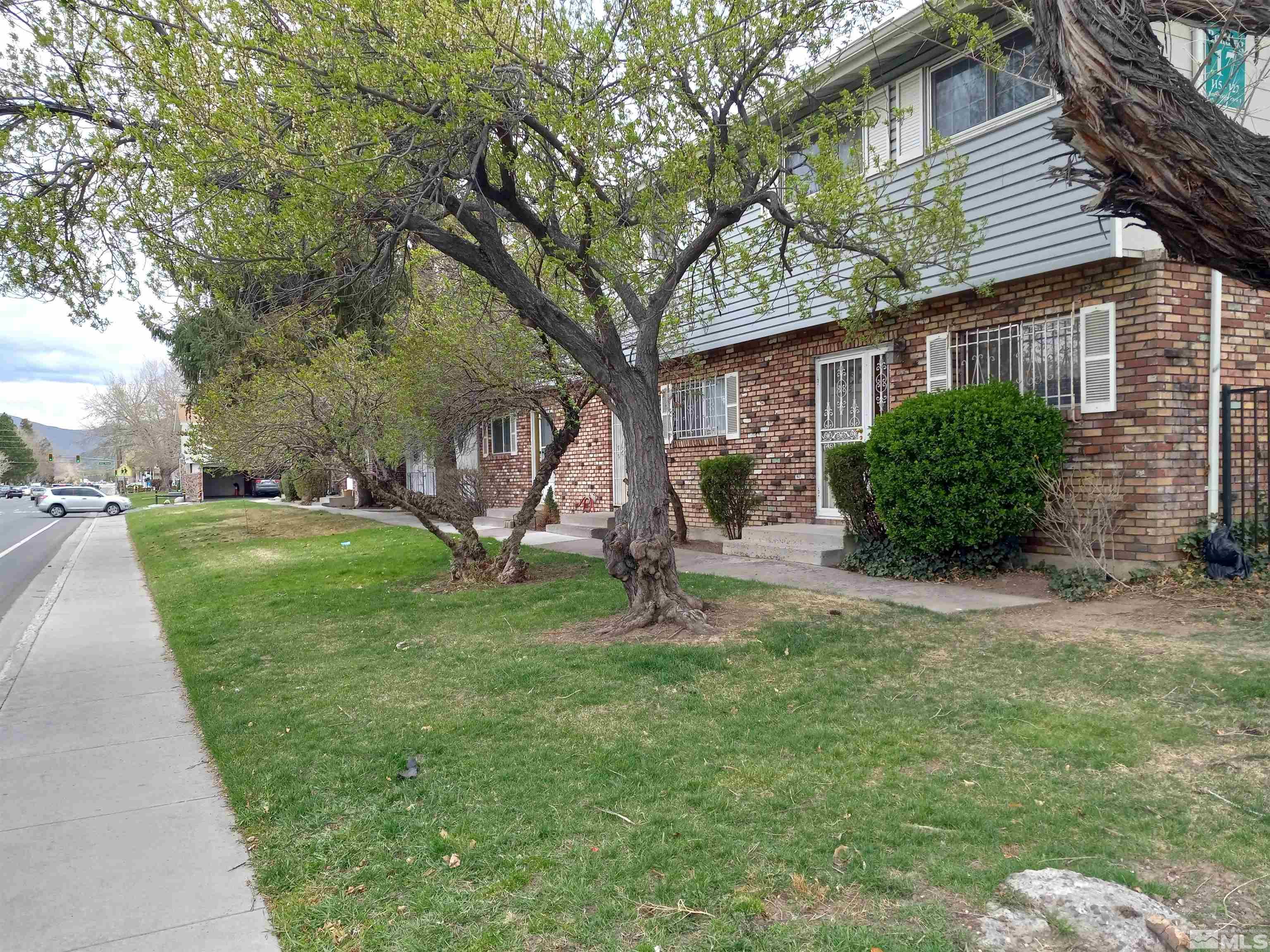 115 Smithridge Park Property Photo 33