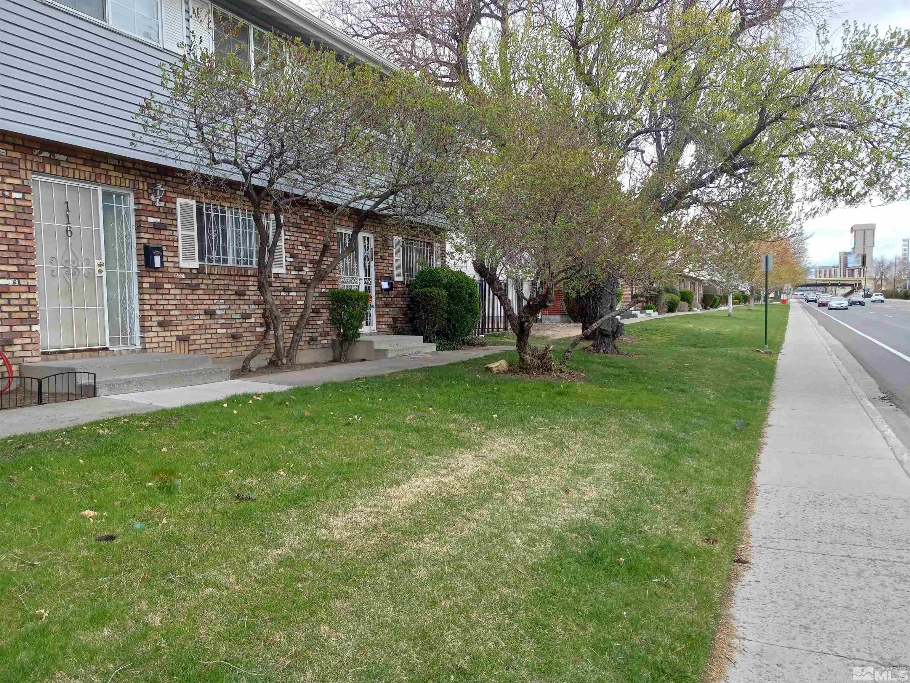 115 Smithridge Park Property Photo 34