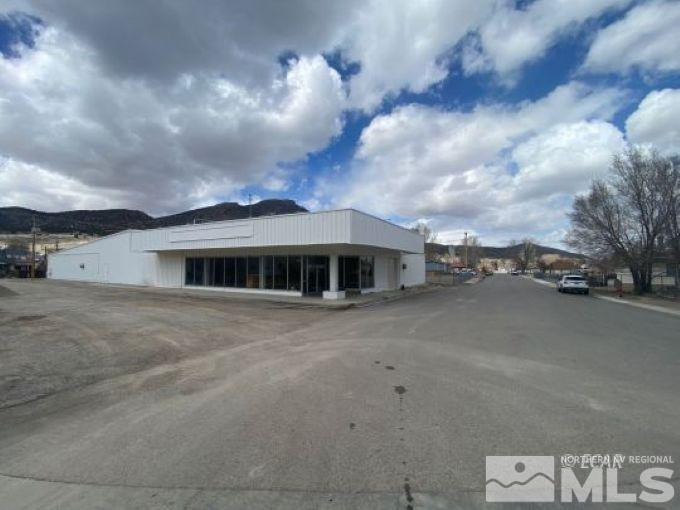 201 Ogden Ave Property Photo 1