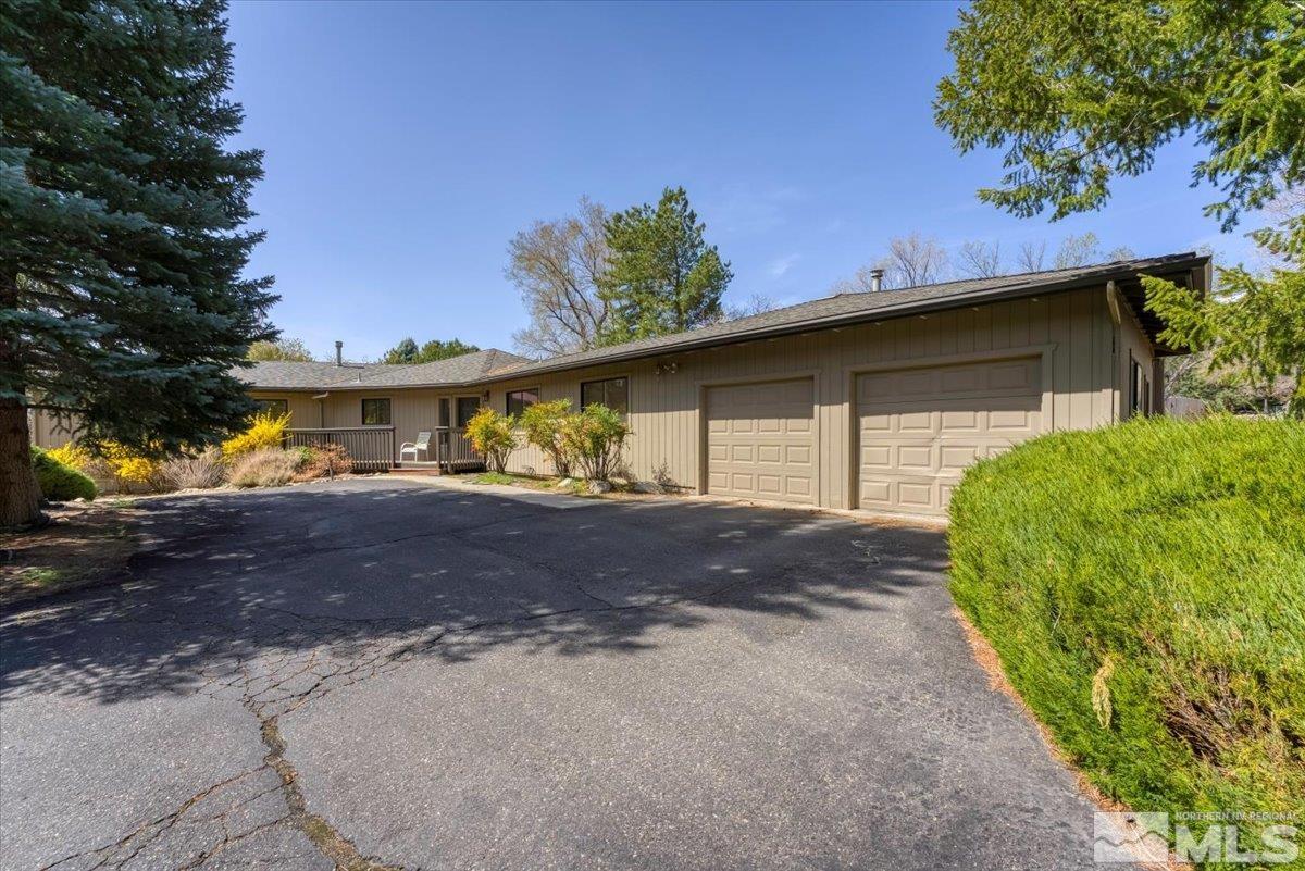 2555 Ash Canyon Rd Property Photo